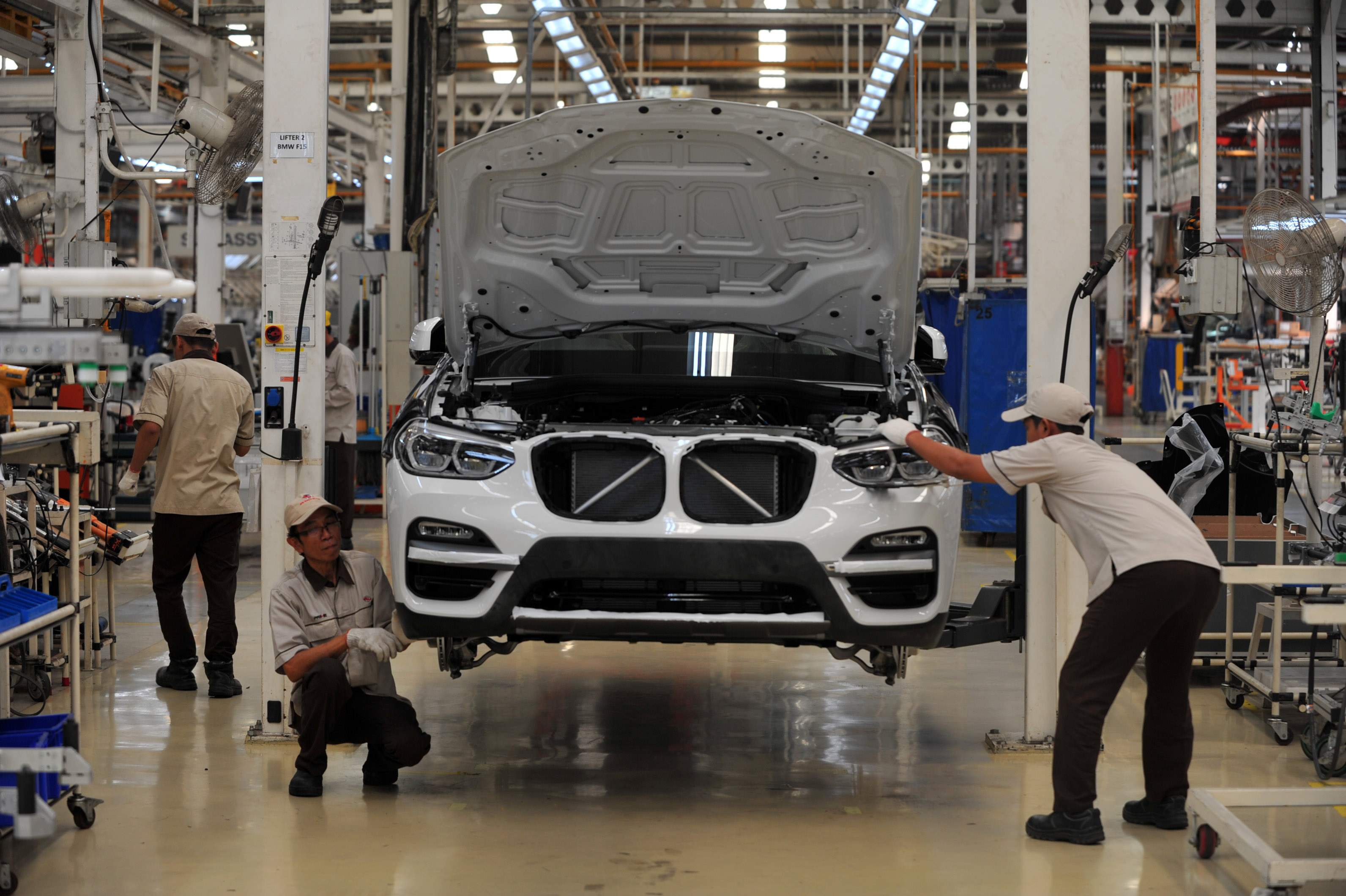 Több ezer vendégmunkás érkezhet a debreceni BMW-gyár építkezésére