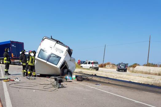 12 afrikai vendégmunkás halt meg közlekedési balesetben a dél-olaszországi Foggia közelében