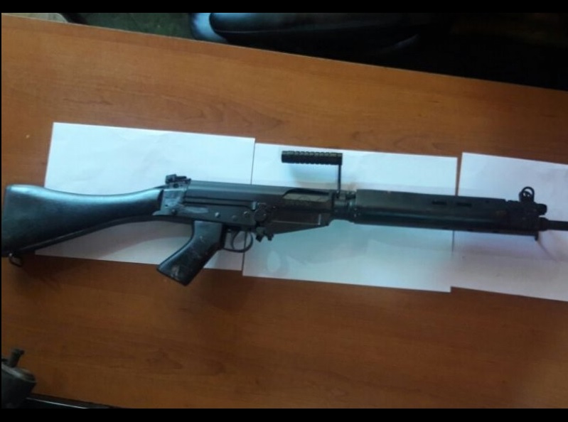 Rablók kipakolták a paraguay-i rendőrség fegyverraktárát, és játékfegyvereket tettek az igazi fegyverek helyére