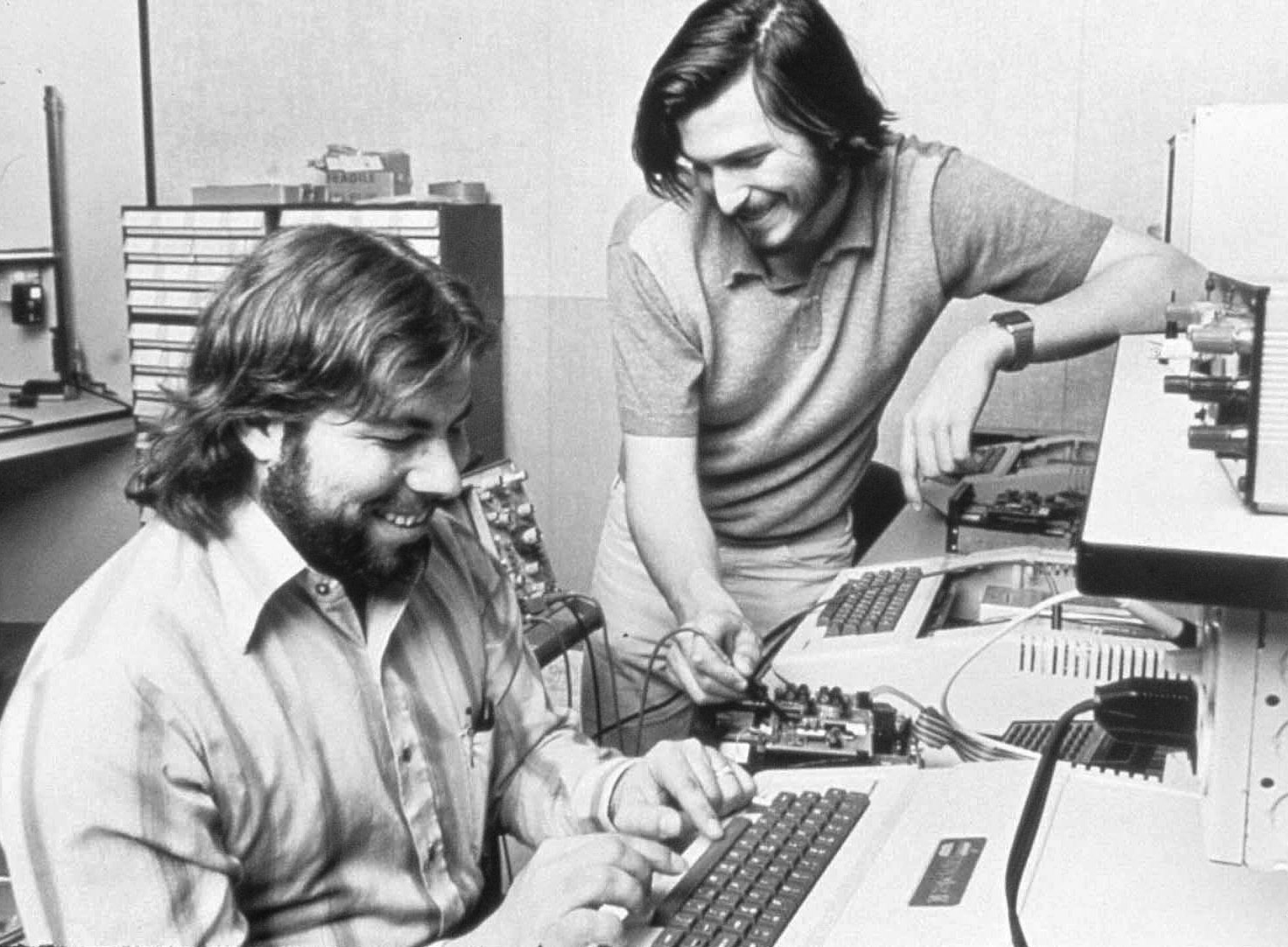 Steve Wozniak és Steve Jobs, két évvel Lisa születése előtt