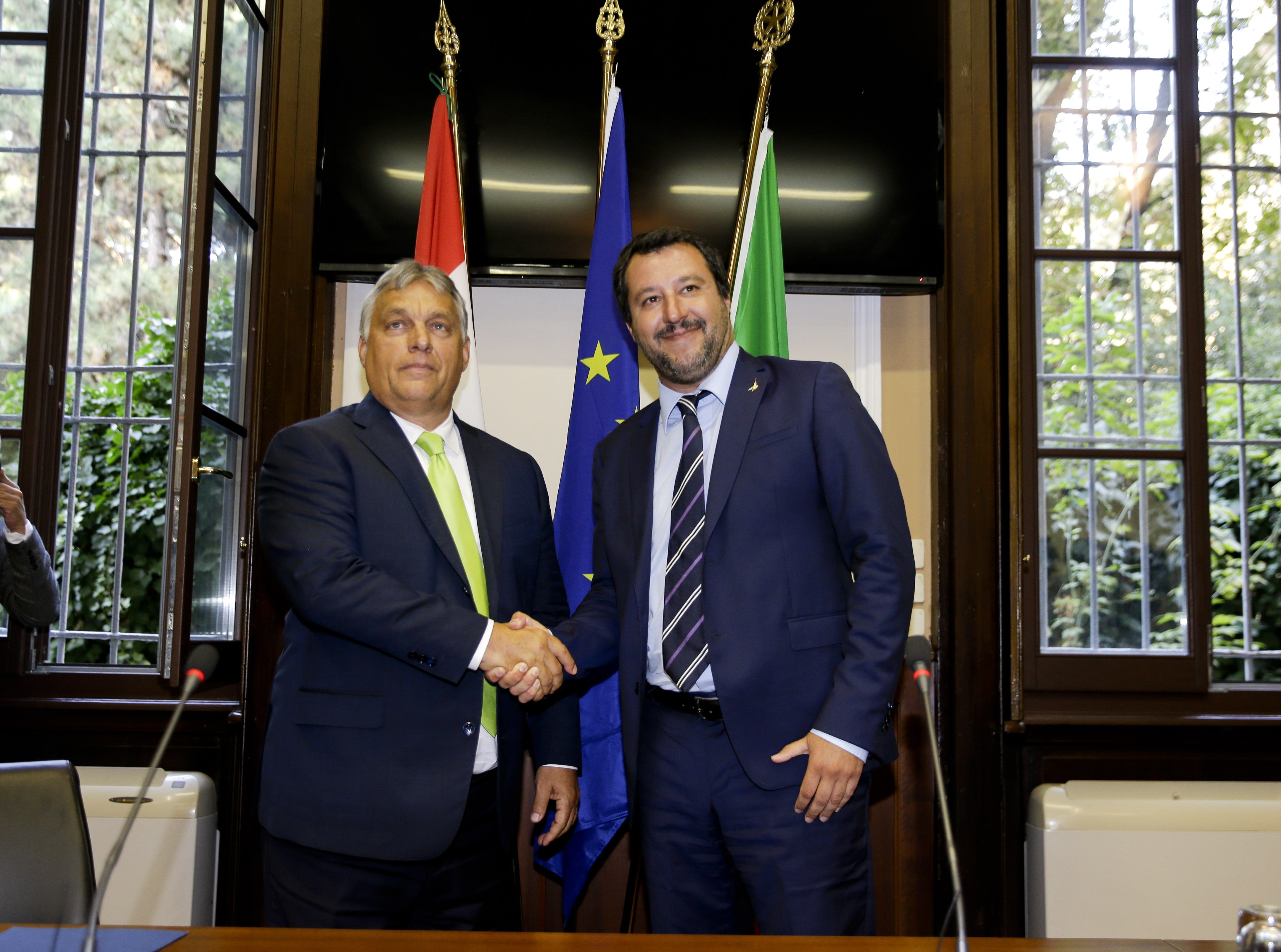 Salvini arra számít, hogy néhány hónap múlva Orbán Viktorral fogják kormányozni Európát
