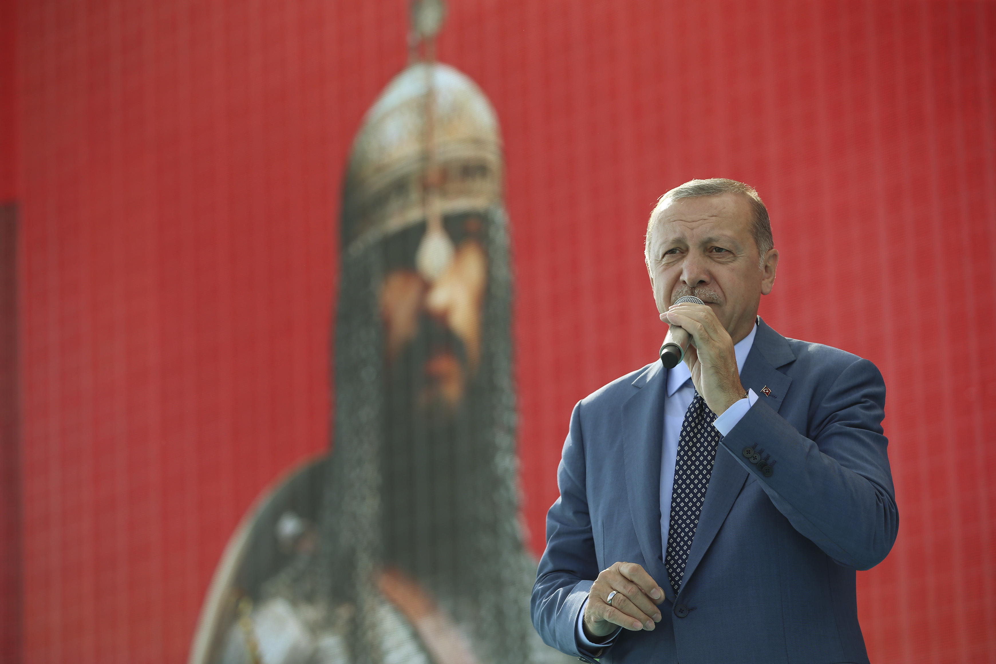 Valami nem stimmel a török választásokkal, kiderült, hogy egy 165 éves ember is rákerült a névjegyzékre