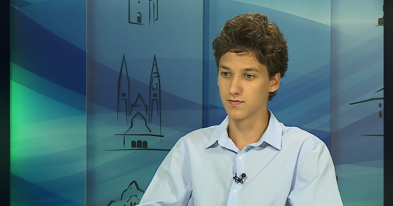 Két magyar srác aranyérmet szerzett a Közép-európai Diákolimpián matematikából
