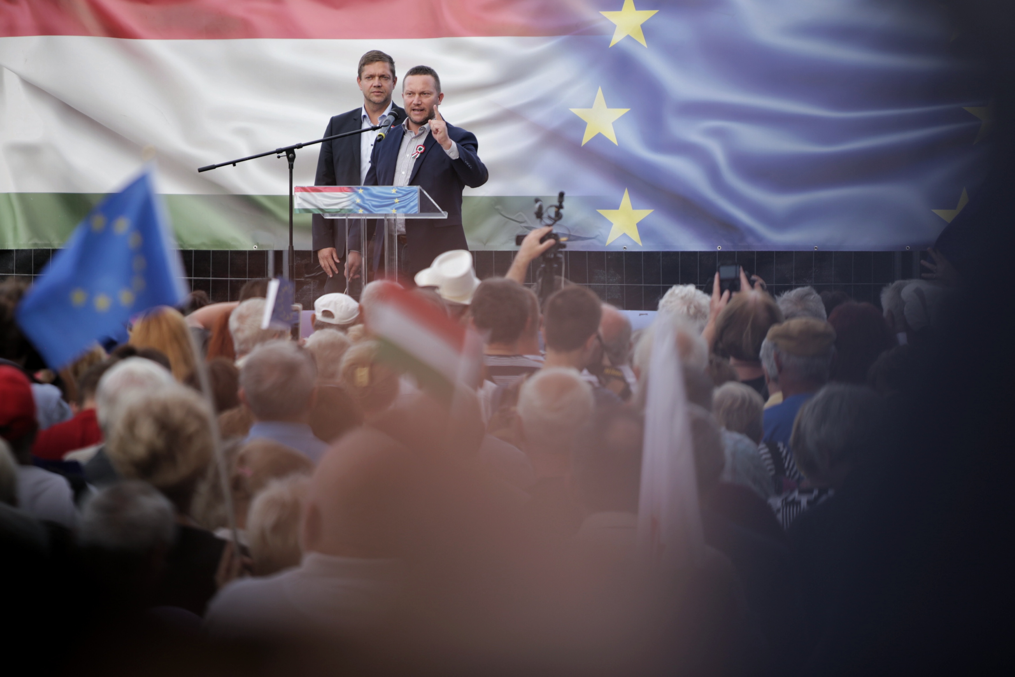 Az MSZP stratégiai egyeztetést kezdeményez az ellenzéki pártokkal az EP-választáson való indulásról