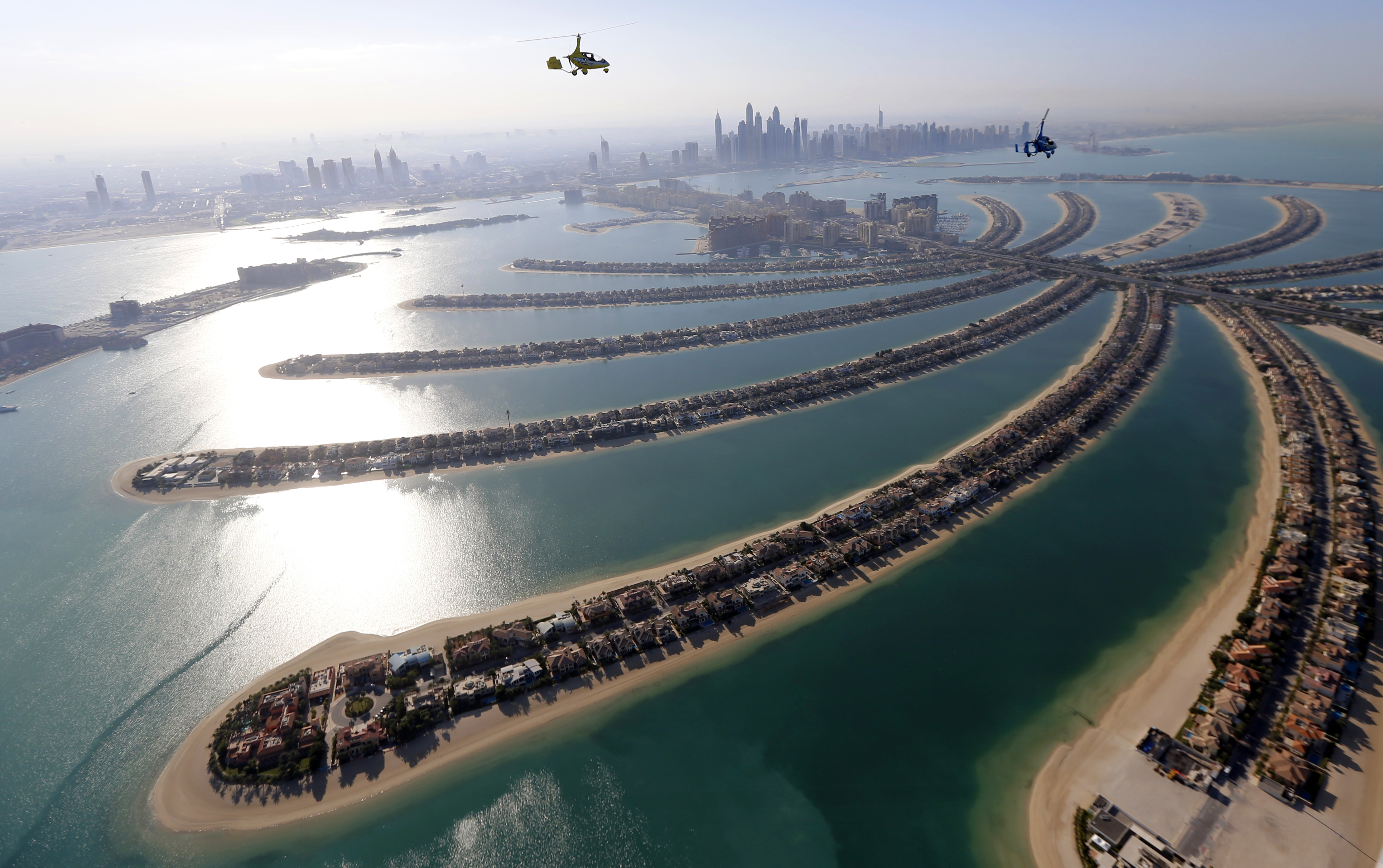 Дубай в мае отзывы. Ворлд Айленд Дубай. Архипелаг мир в Дубае. Хасбик в Дубае. Искусственные острова в ОАЭ.
