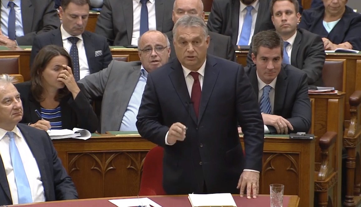 Orbán: Szeretném látni azt az embert, aki engem le tud kötelezni