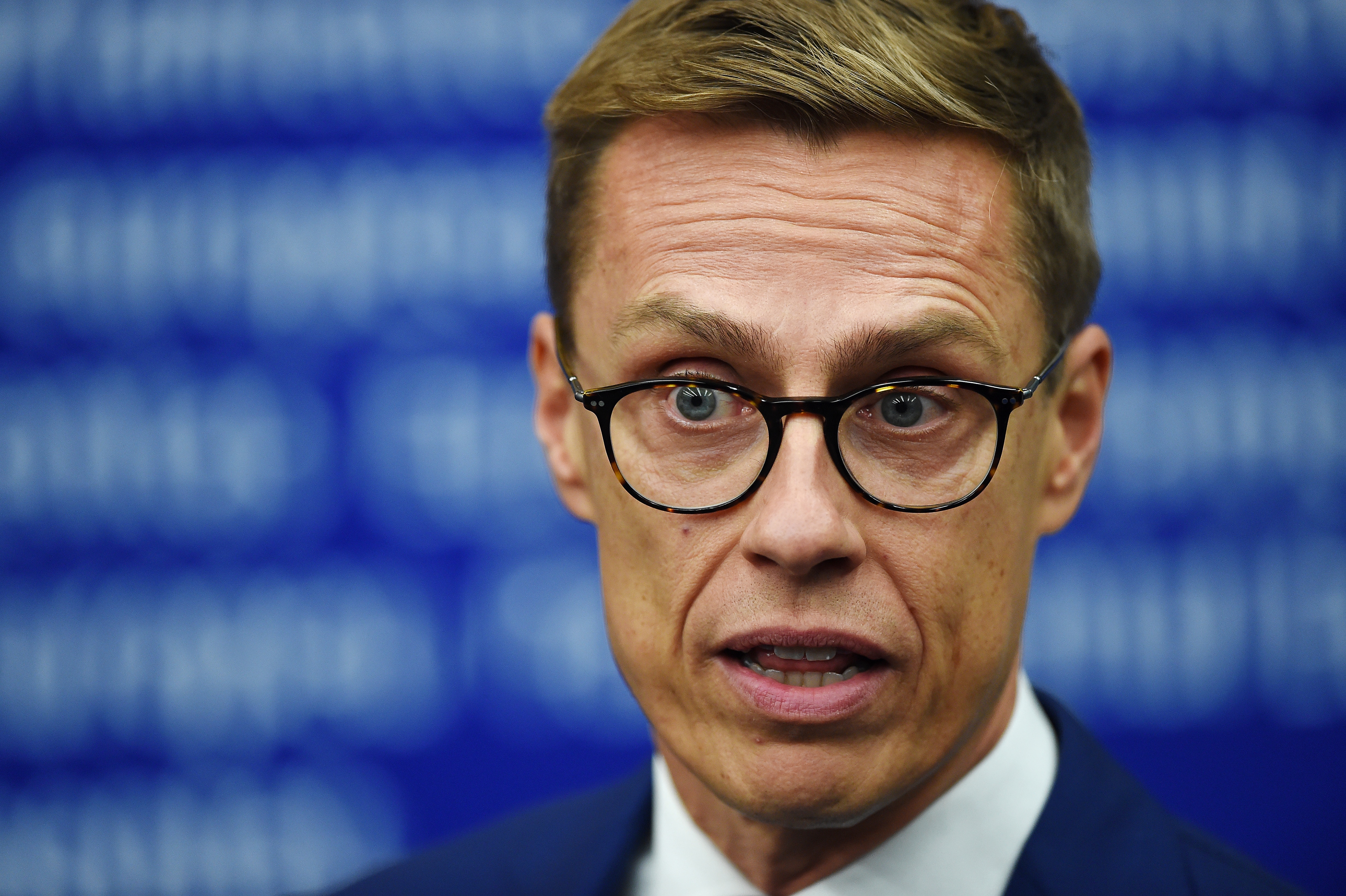 Tovább hergelik a magyar választókat a finn politikusok :(
