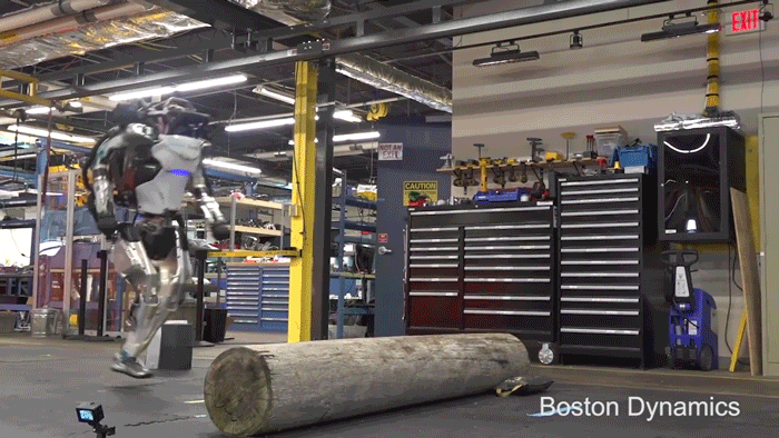 Egyre durvábban atletizál a Boston Dynamics parkour robotja