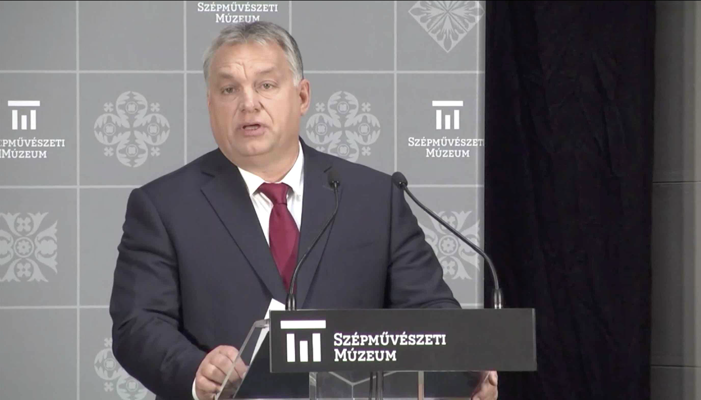 Orbán: Európa nyugati fele ma a saját múltjával és keresztény gyökereivel vív kultúrharcot