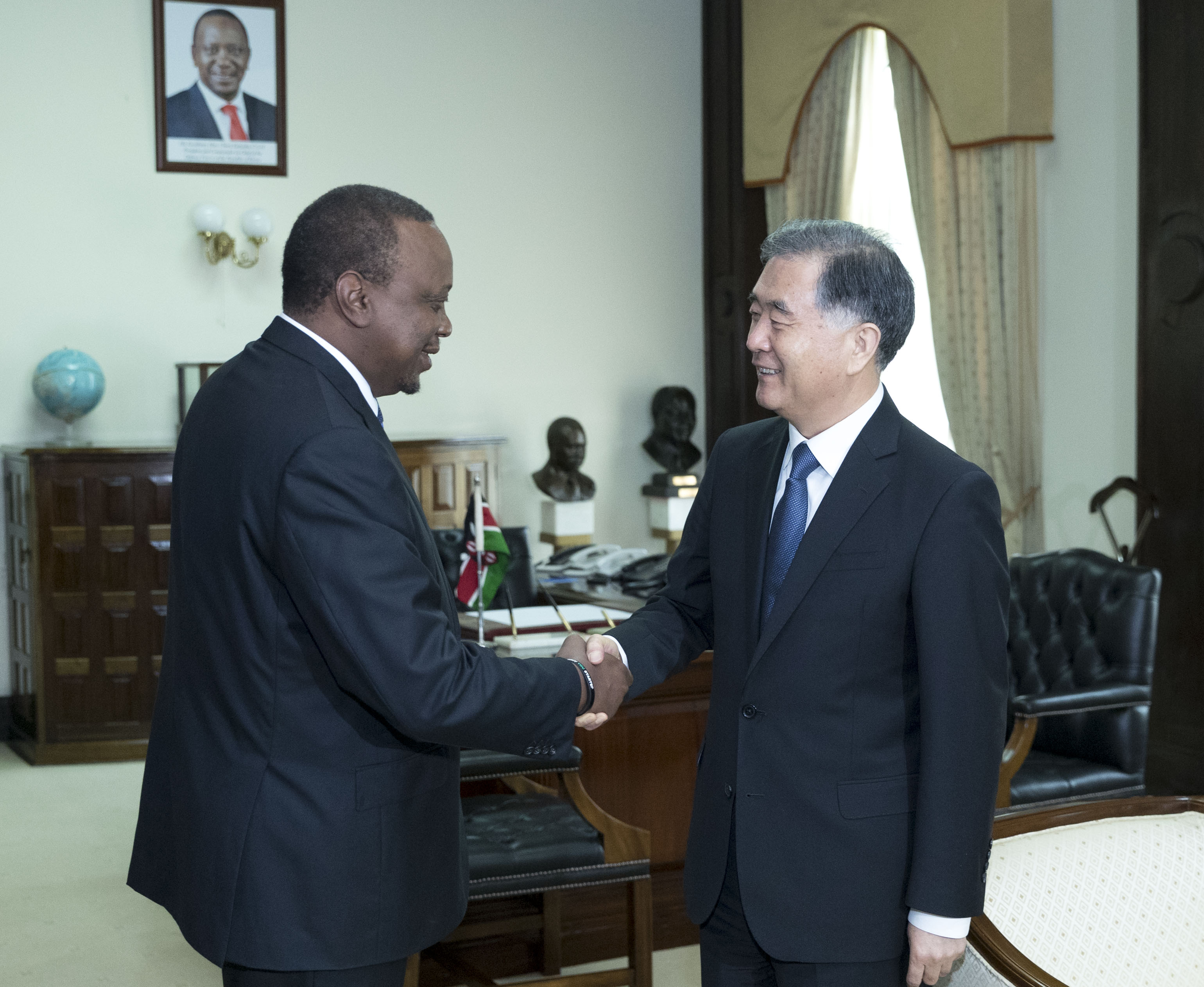 Kenyában korlátozhatják a külföldi beruházásokat, főleg a kínaiak miatt