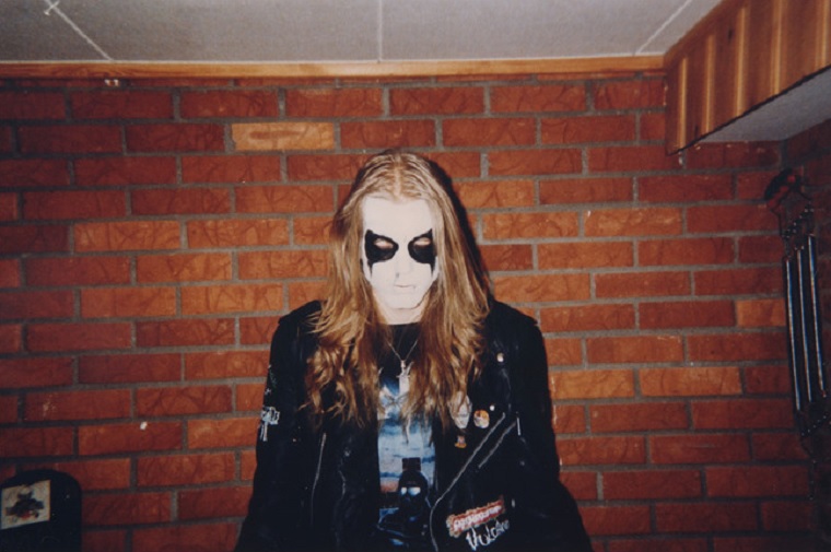 Eladó Dead koponyadarabja, amit Euronymous postán küldött a Tormentor menedzserének