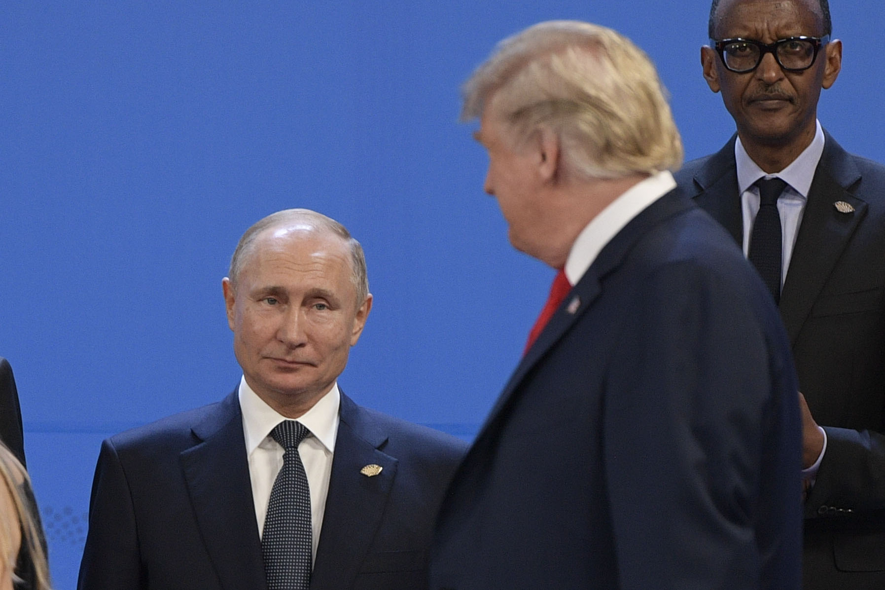 Trump és Putyin mégis összedugta a fejét egy „rögtönzött” megbeszélésen