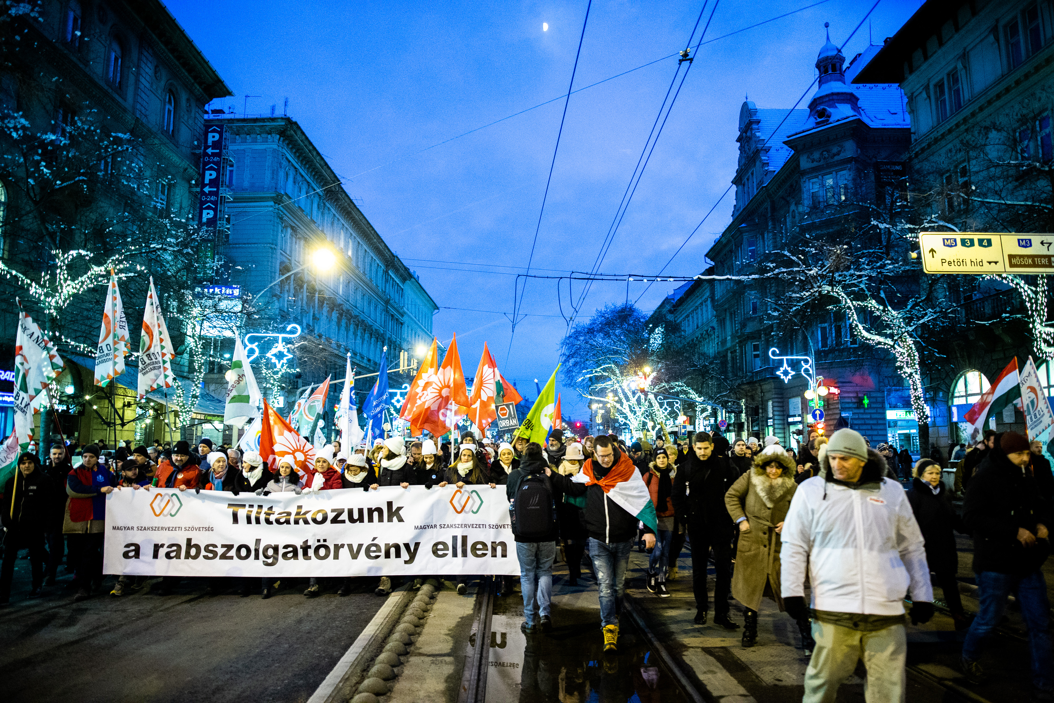 Szombaton egymást érik majd a tüntetések Budapesten, vidéken és külföldi nagyvárosokban