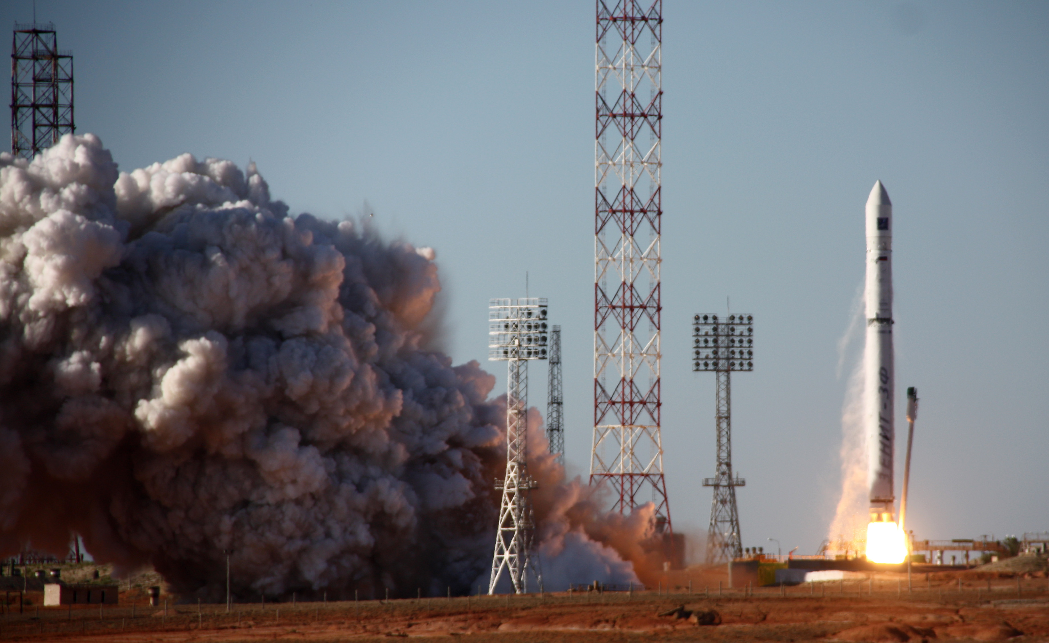 Az oroszok elvesztették a kapcsolatot az egyetlen űrtávcsővükkel