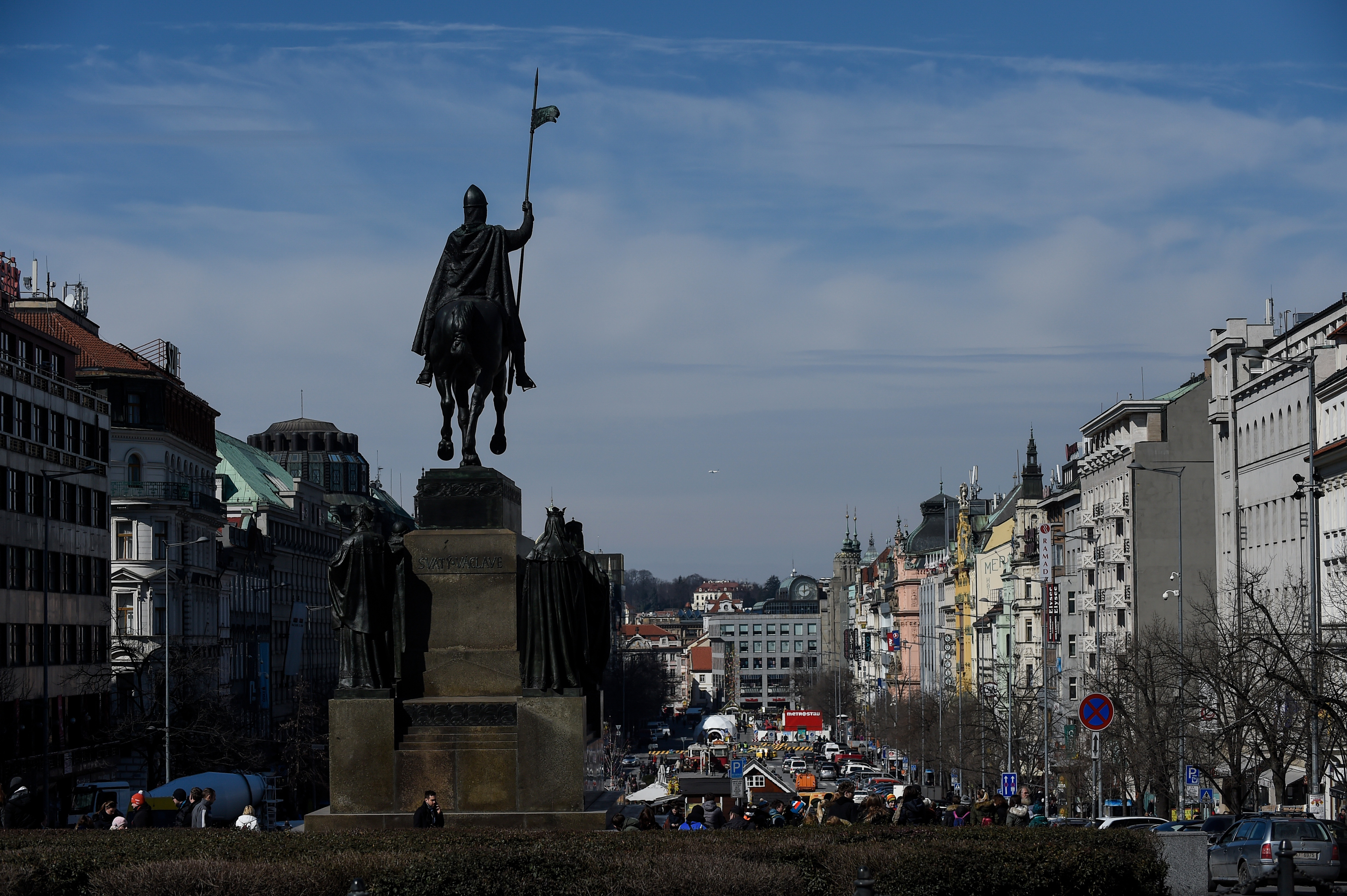 Felgyújtotta magát egy férfi a prágai Vencel téren