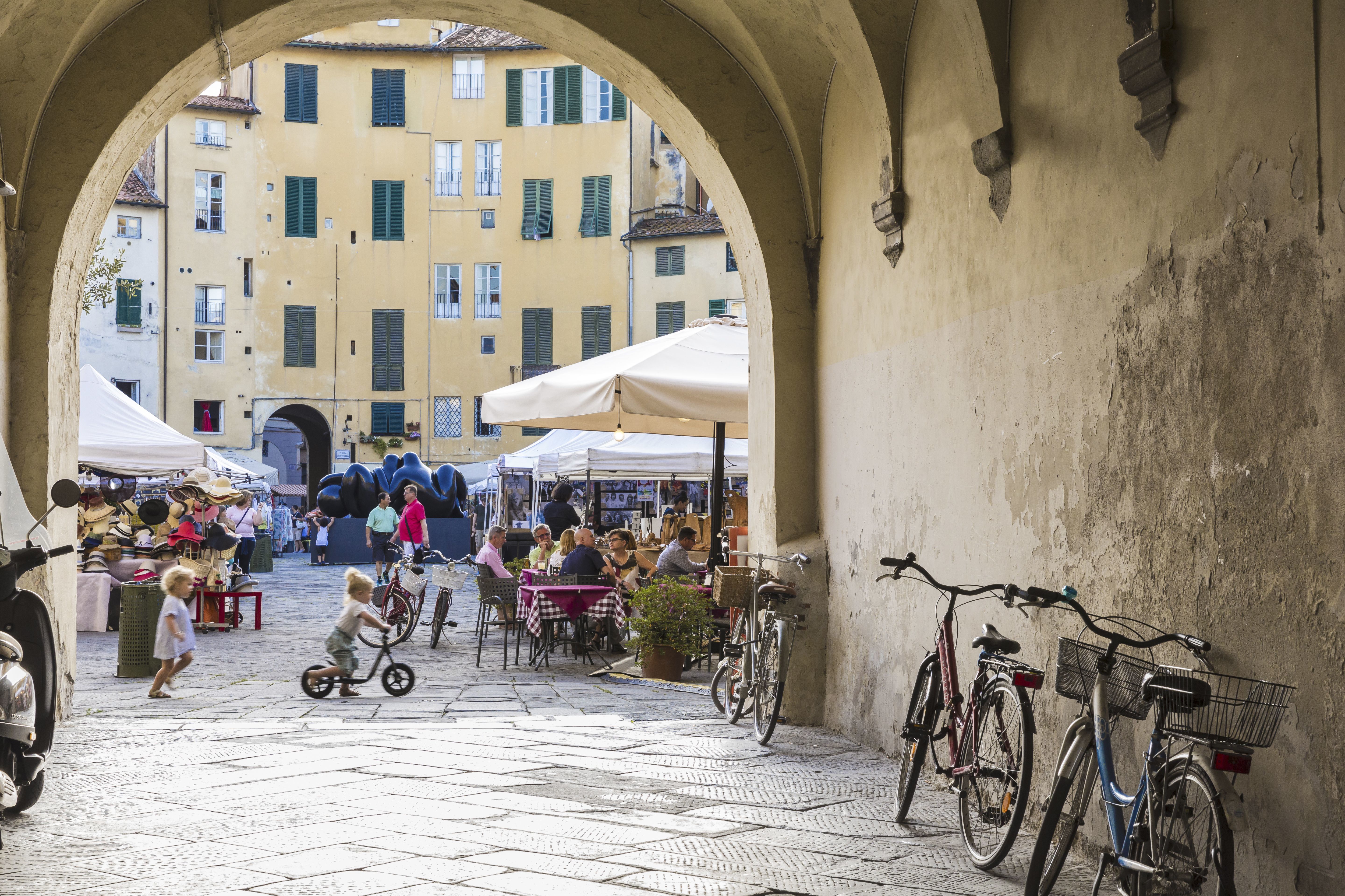Egy olasz városban elkezdenek fizetni azoknak, akik biciklivel mennek munkába