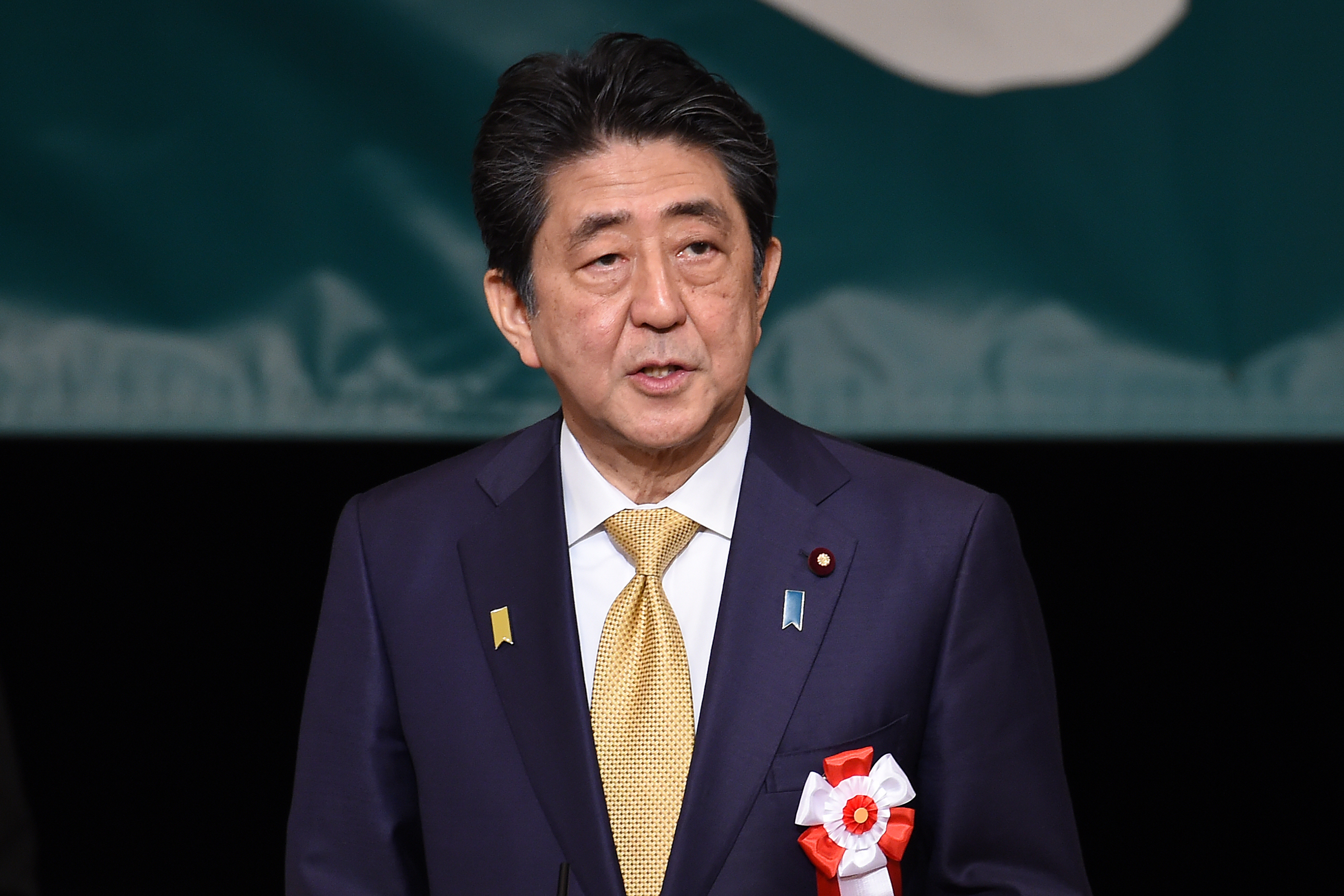 A japán miniszterelnök nem erősítette meg, hogy tényleg Nobel-békedíjra jelölte volna Trumpot