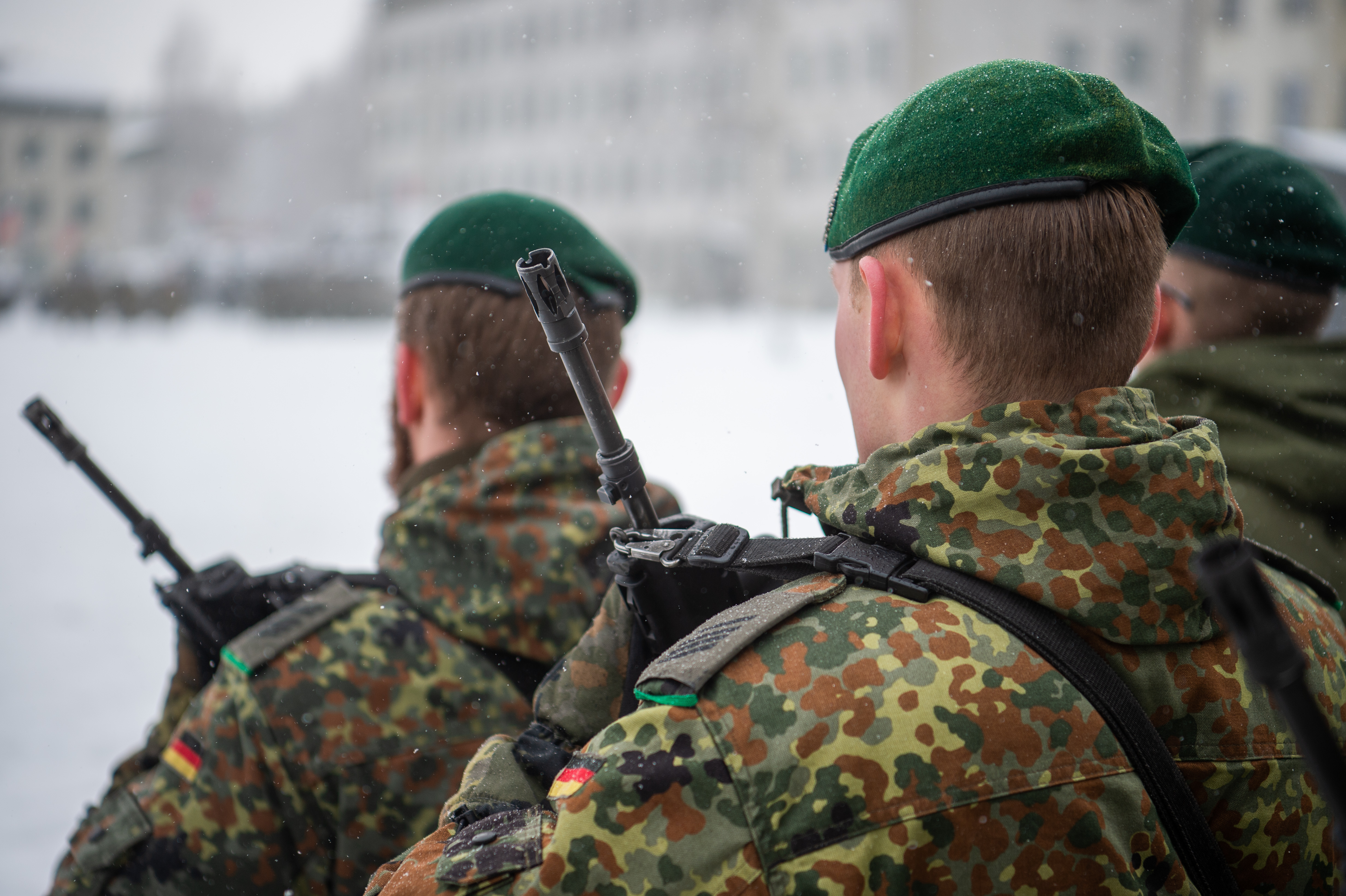 Németország vezető szerepet vállalna a NATO-ban, csak a hadserege erre még nem áll készen