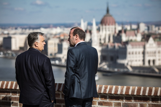Orbán Viktor miniszterelnök  a Karmelita kolostorban fogadta Manfred Webert, az Európai Néppárt frakcióvezetőjét 2019. március 12-én.