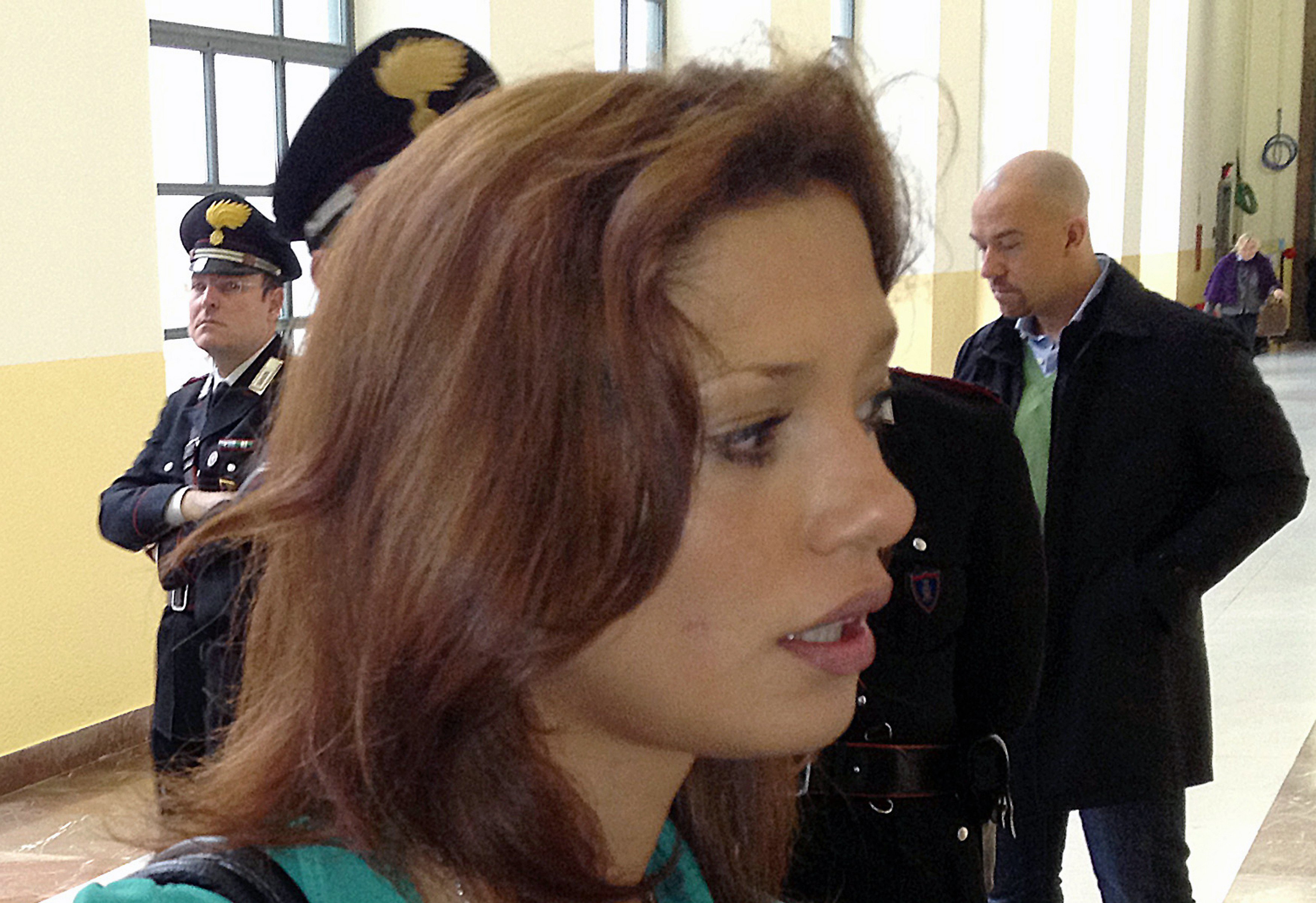 Meghalt egy nő, aki rendszeresen járt Berlusconi bunga bunga partijaira