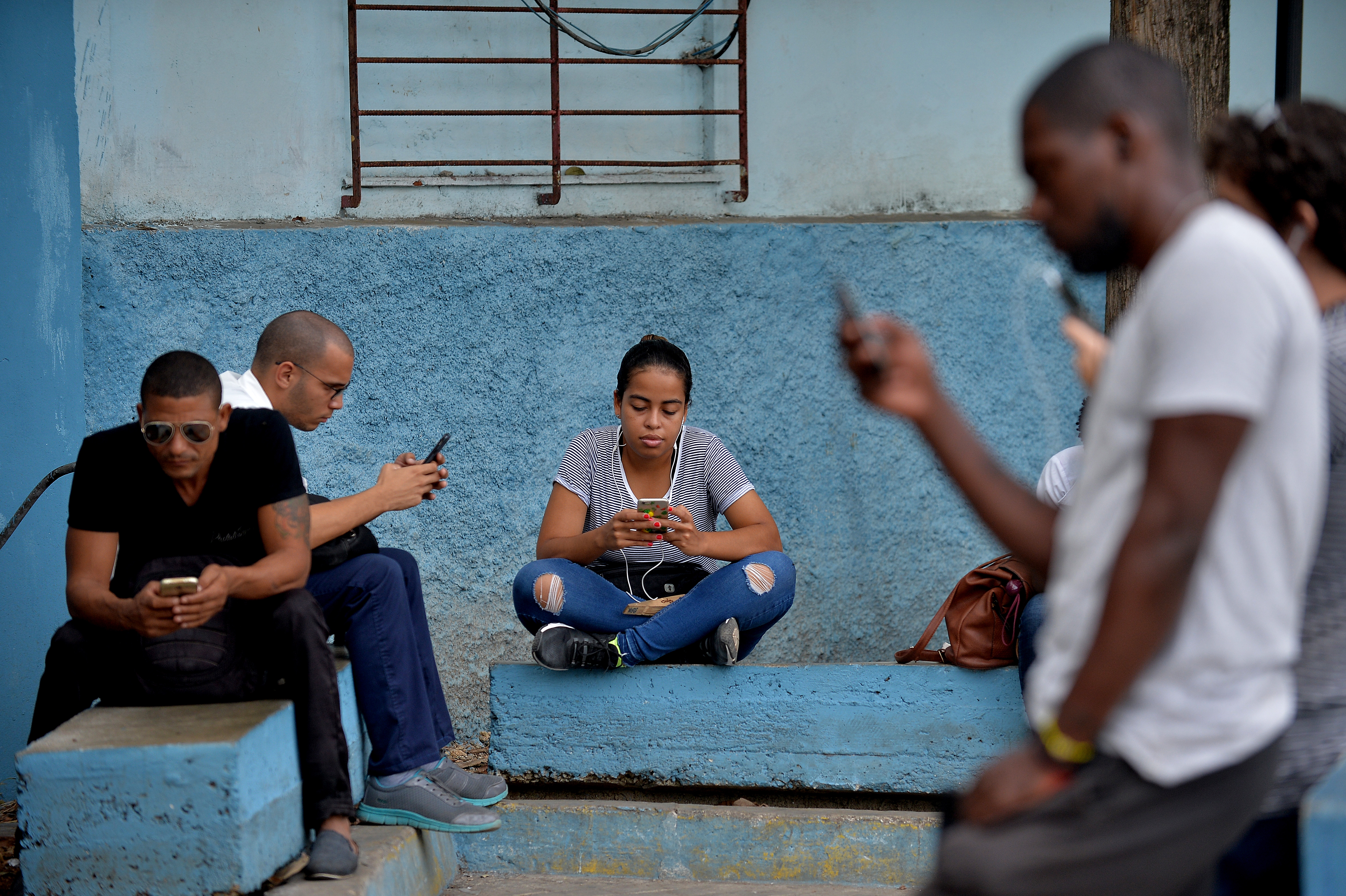 Az amerikai embargó áll, de a Google azért üzletelhet Kubával