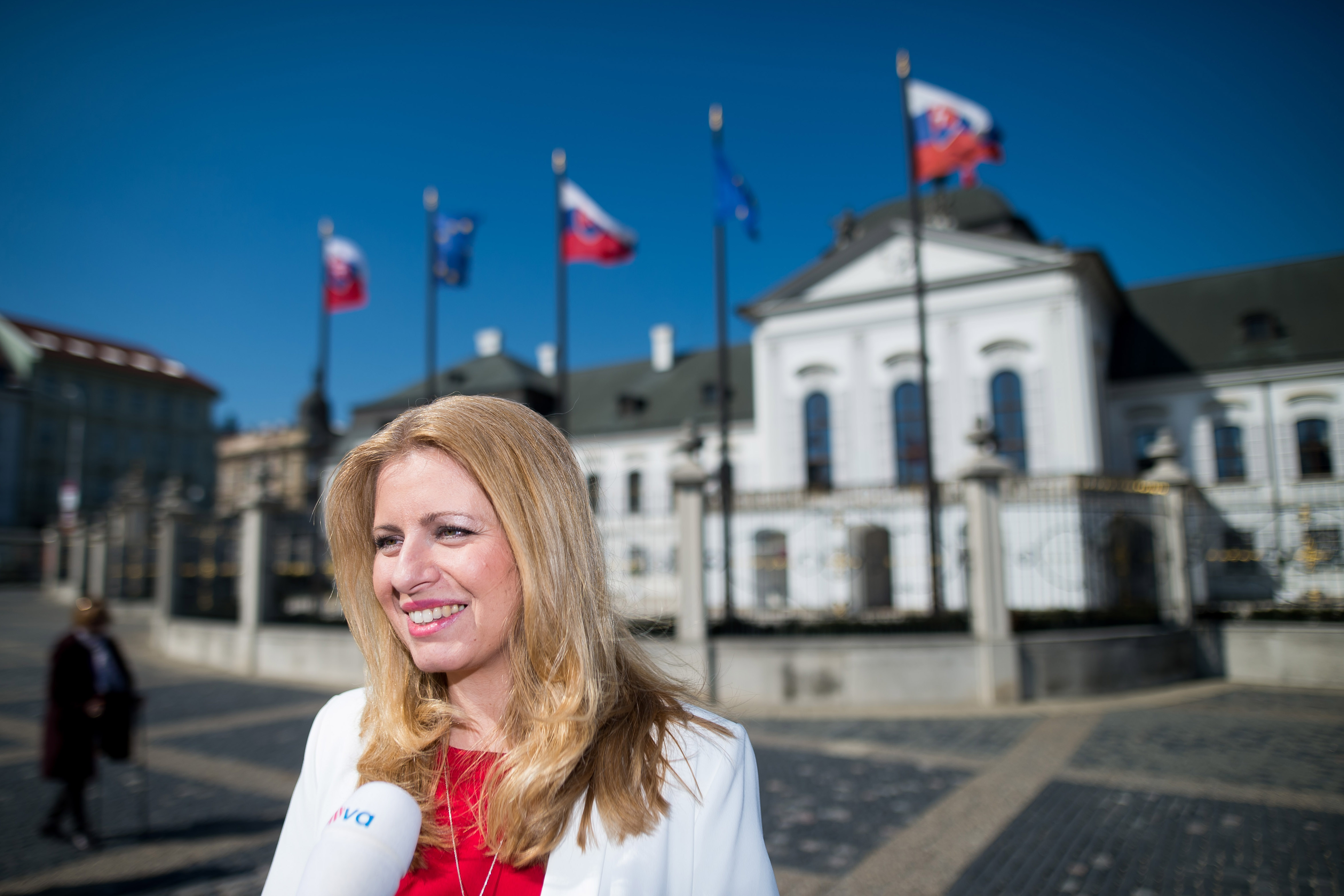 Áder János meghívta Budapestre Szlovákia első női elnökét