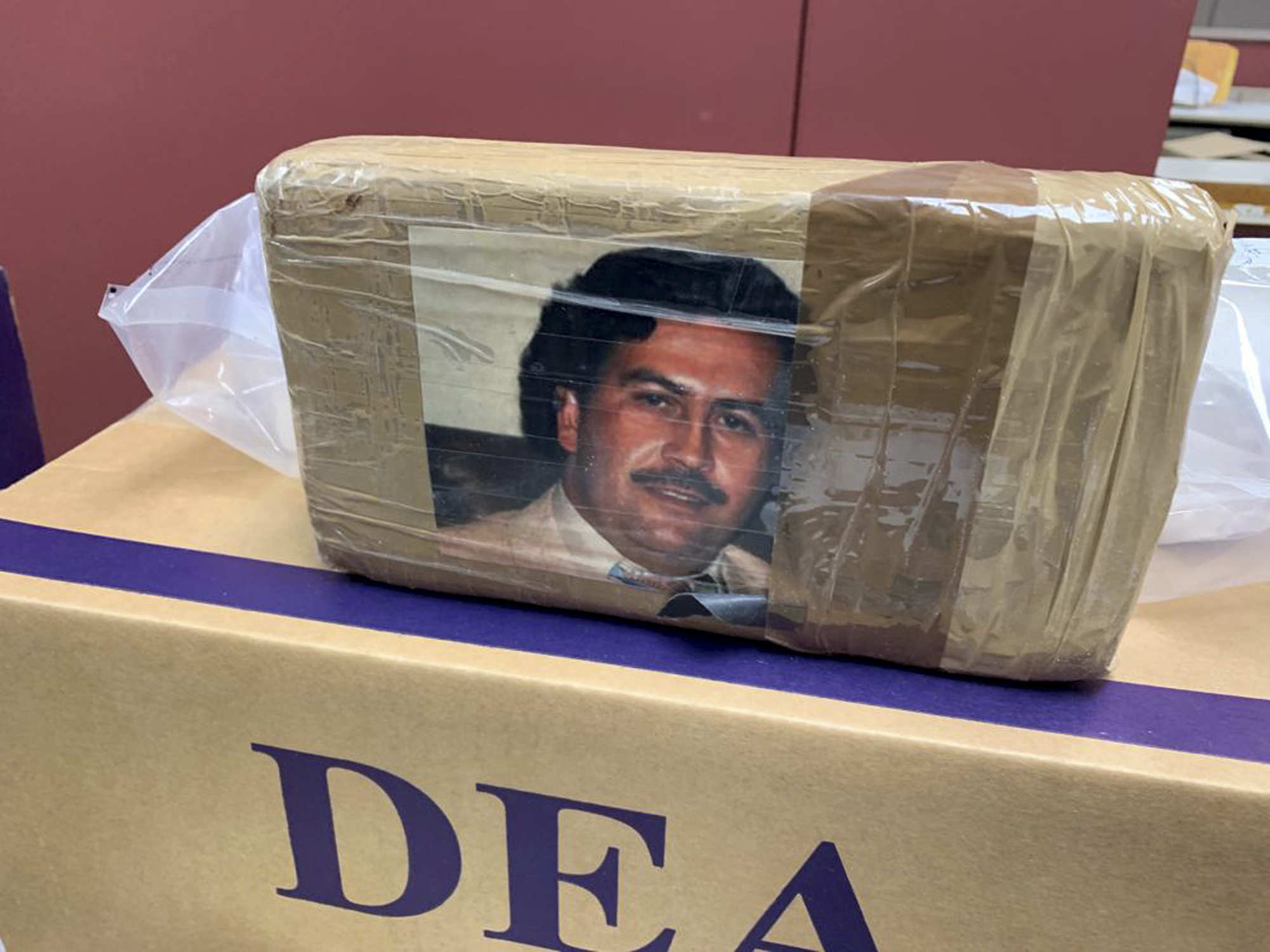 Pablo Escobar fotójával díszítették a heroinos pakkokat a drogcsempészek 