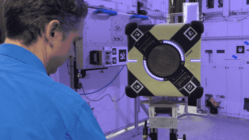 Szorgos űrméheket küld a NASA a Nemzetközi Űrállomásra