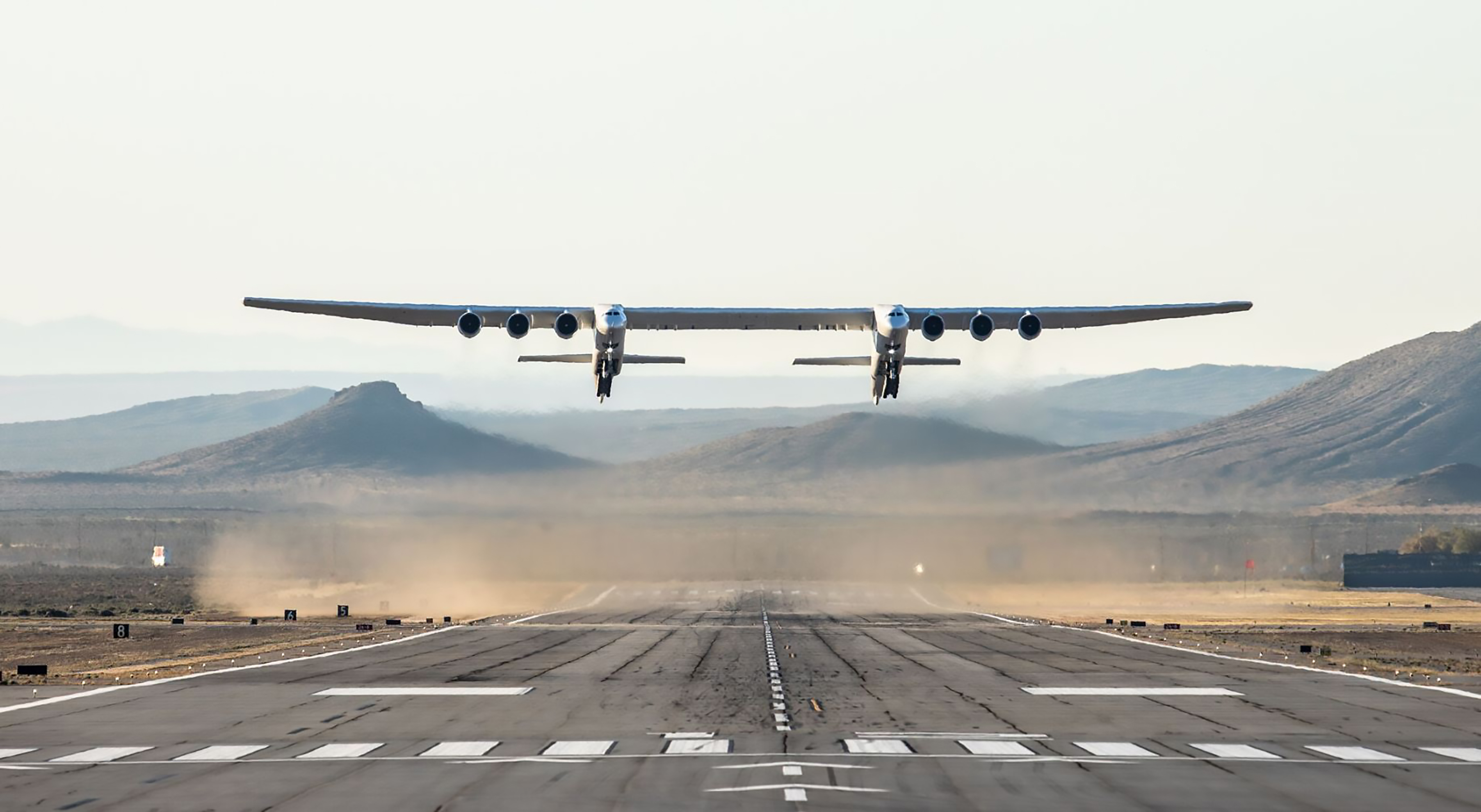 Felszállt "a világ legnagyobb" repülőgépe