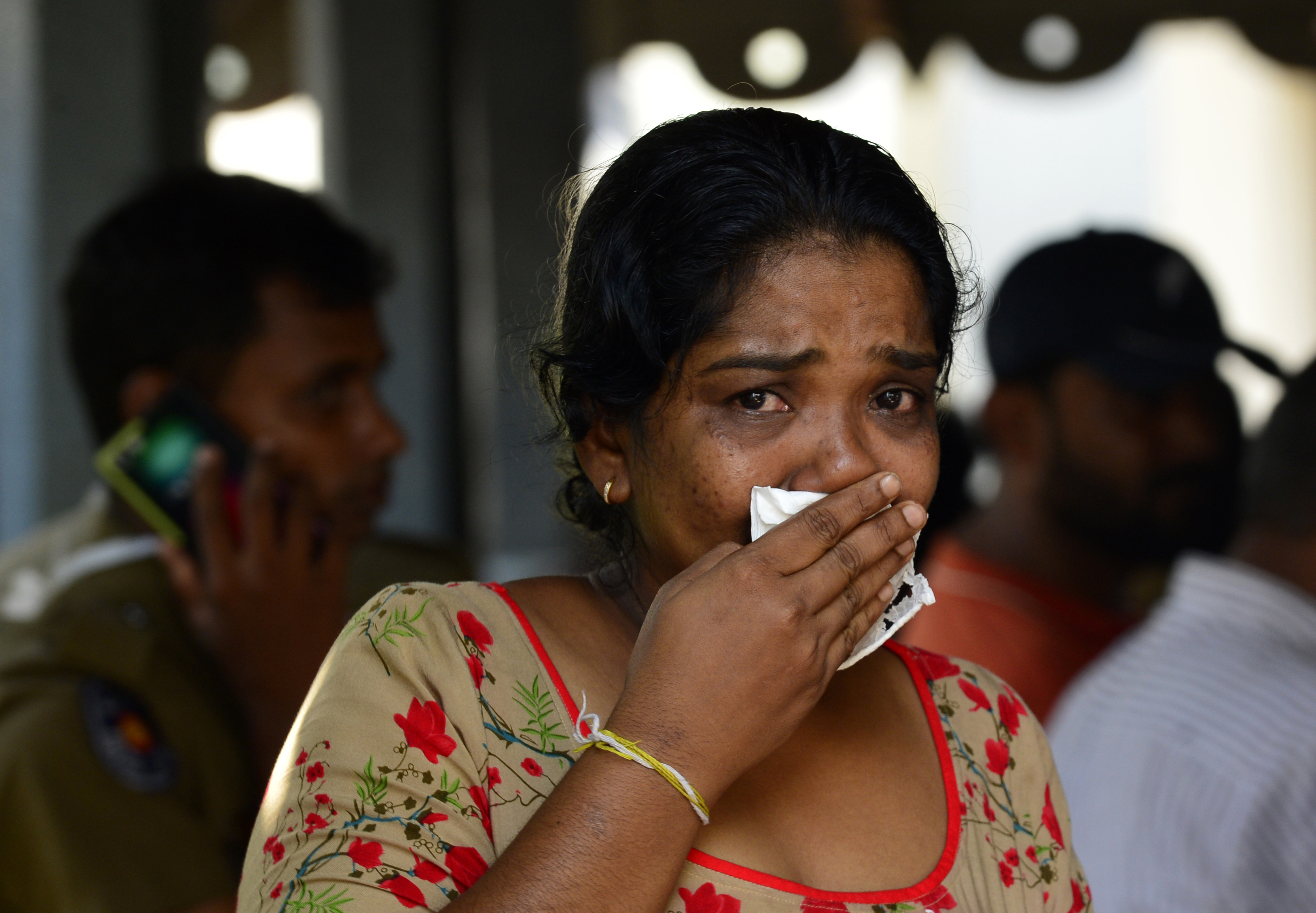 Milliárdoscsemeték és felszolgálók is vannak a Srí Lanka-i támadás áldozatai között