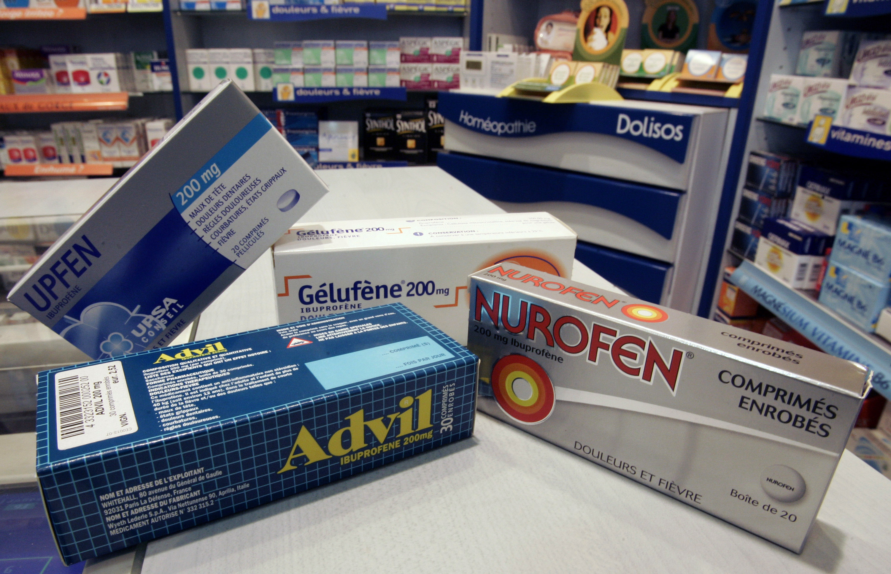 Ibuprofén-tartalmú szabad forgalmazású gyógyszerek Franciaországban