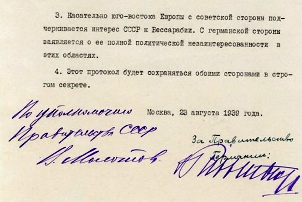 Nyilvánosságra hozták a hírhedt Molotov–Ribbentrop-paktum titkos jegyzőkönyvének eredeti példányait