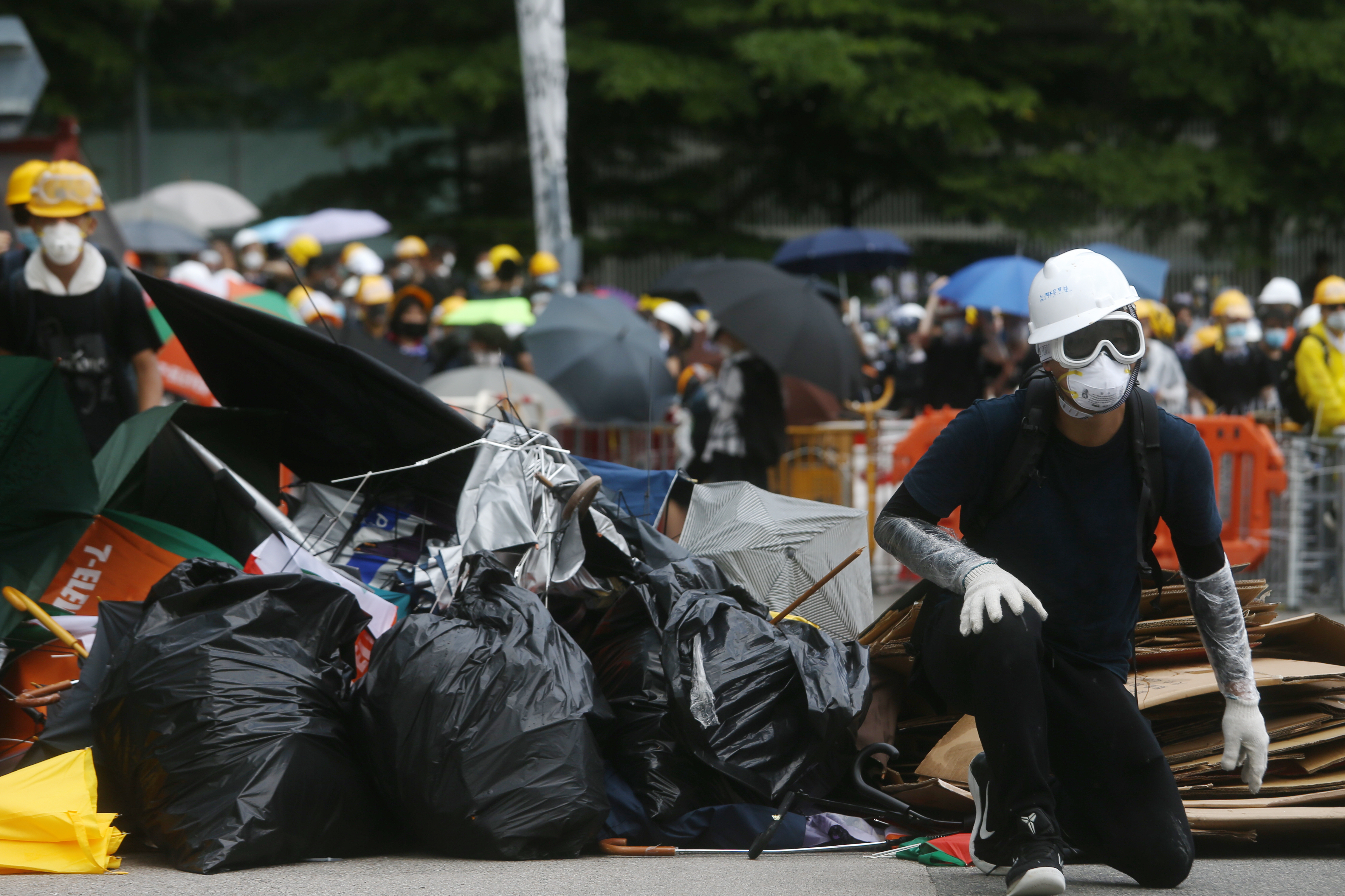 Összecsapásokat hozott az állami ünnepség Hongkongban