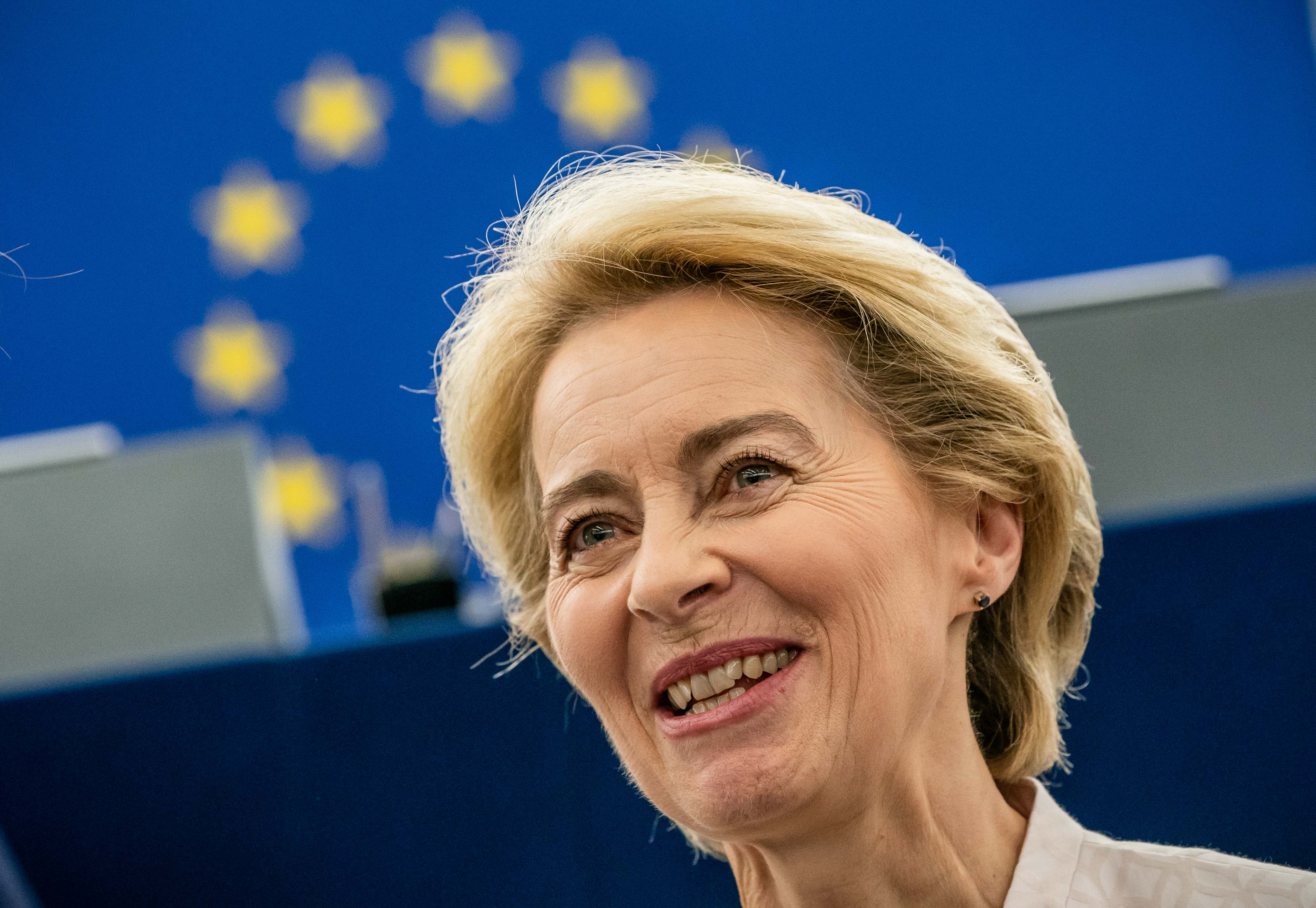 Megszavazták: Ursula von der Leyen az Európai Bizottság elnöke