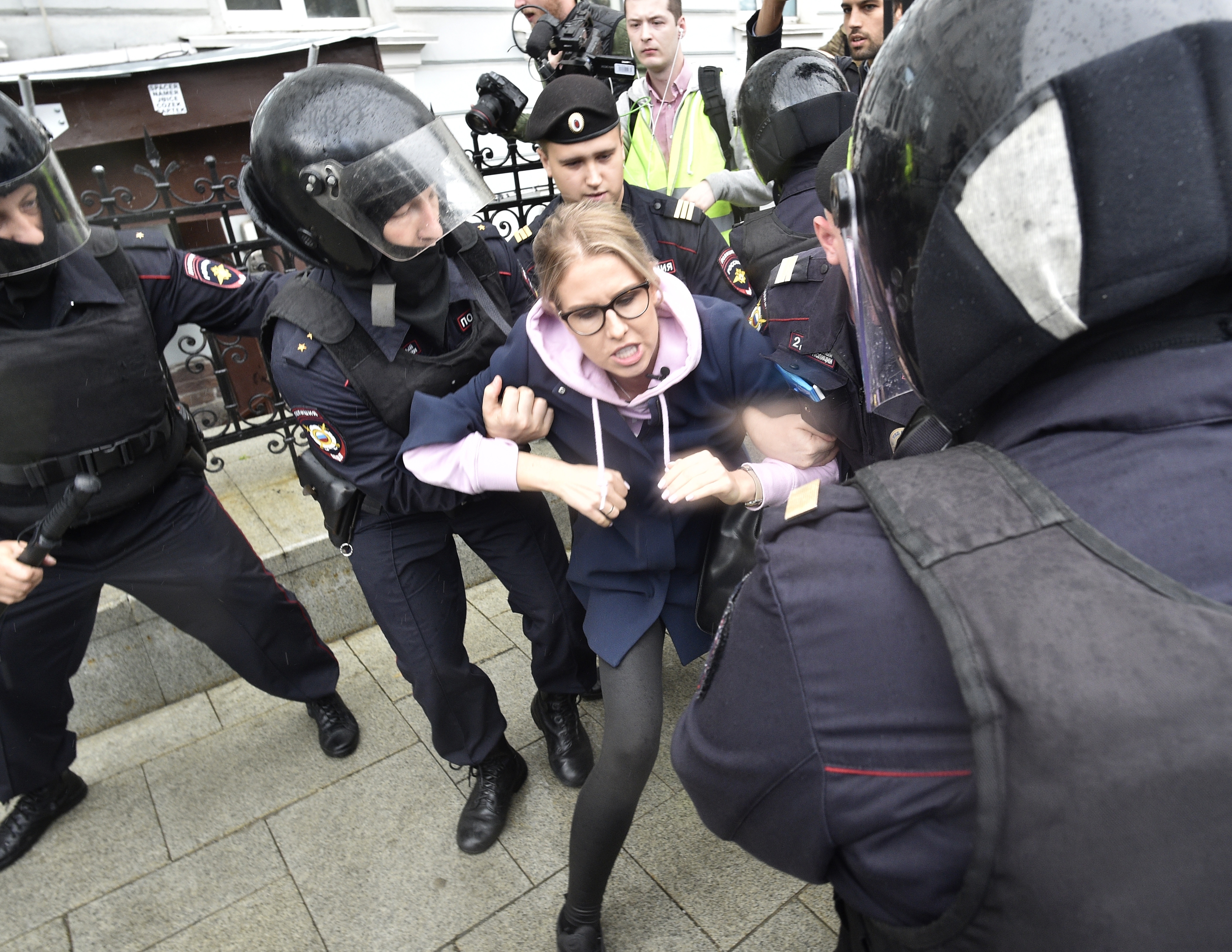 Már a tüntetés előtt letartóztatták az orosz ellenzék egyik vezérét