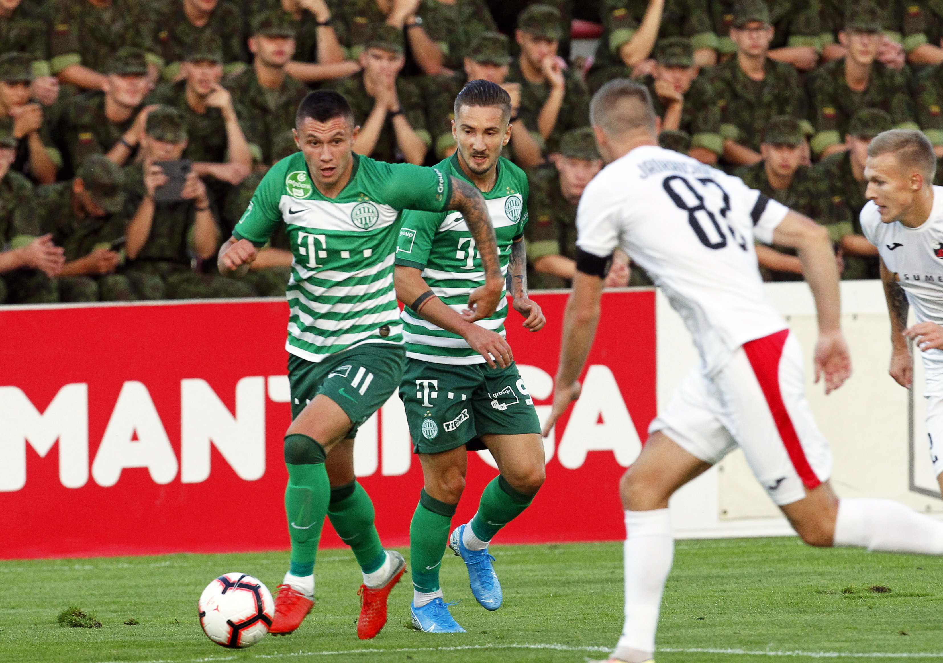 Már csak egy lépés az Európa Liga: 0-0-ás döntetlent harcolt ki a Ferencváros Litvániában