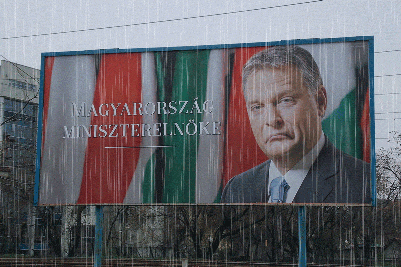 A gyászkoporsó ellenzéktől berosszult a csövesbánat Fidesz