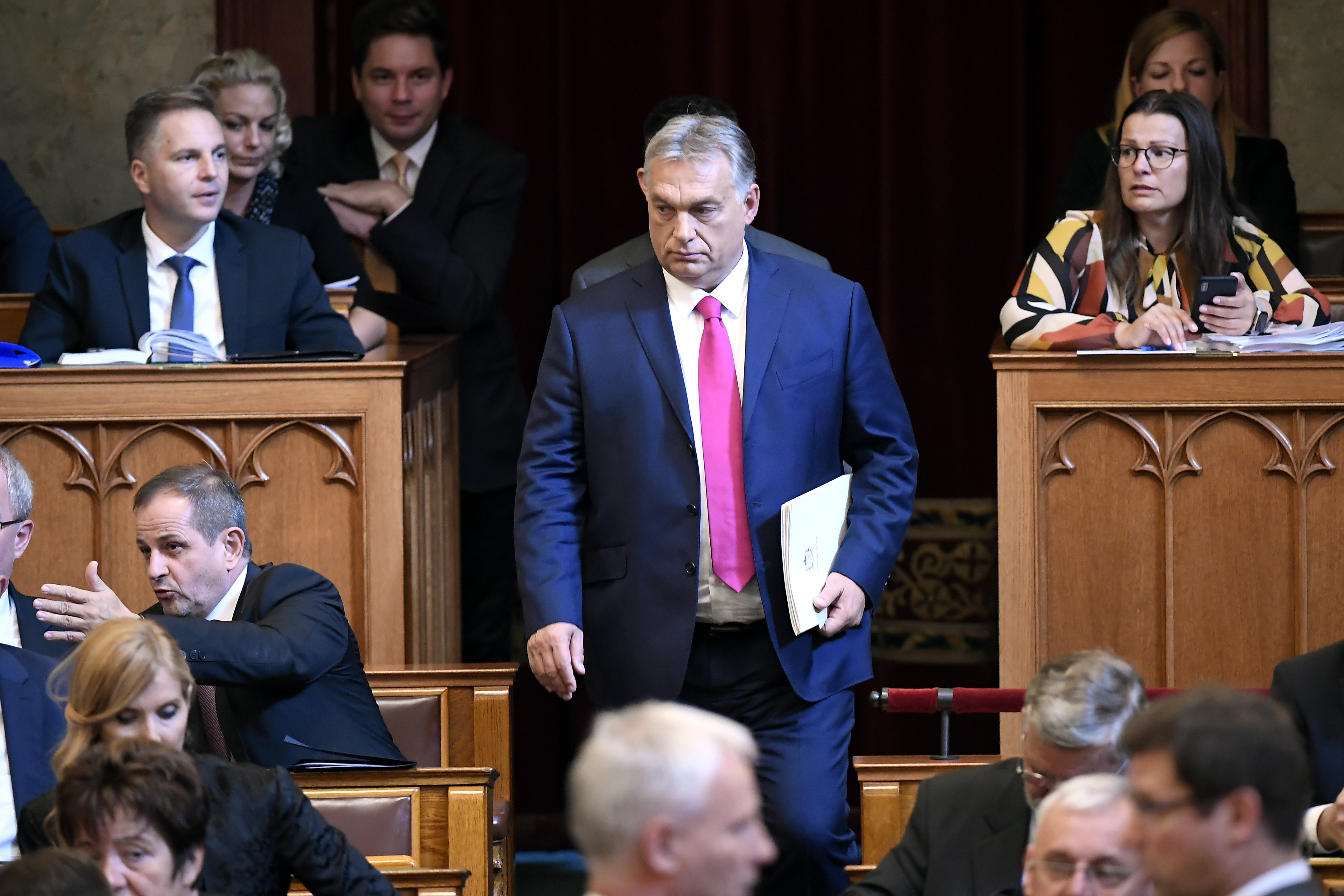 Orbán Viktor miniszterelnök megérkezik az Országgyűlés plenáris ülésére 2019. október 21-én