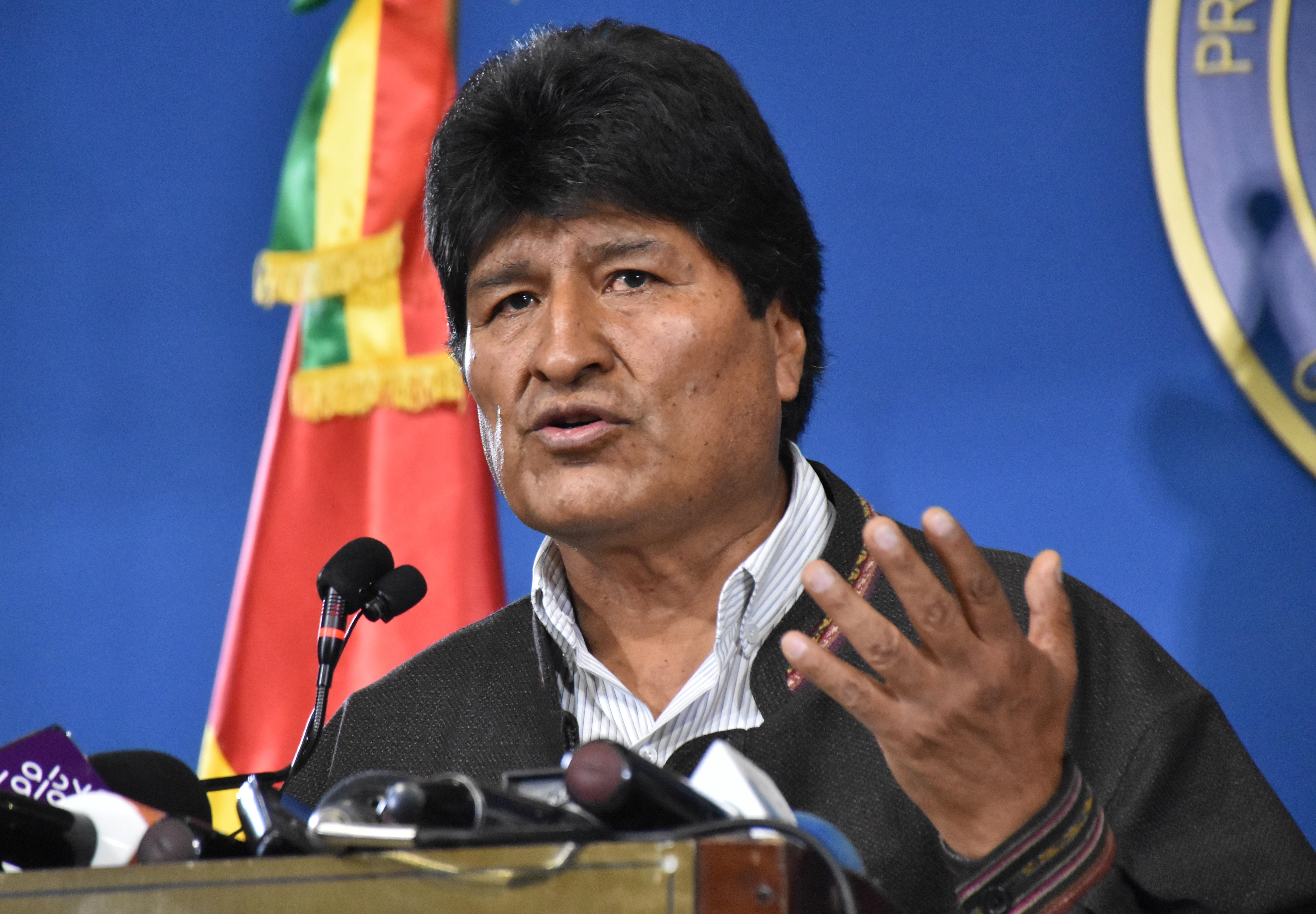 Evo Morales beadta a derekát, új választások lesznek Bolíviában