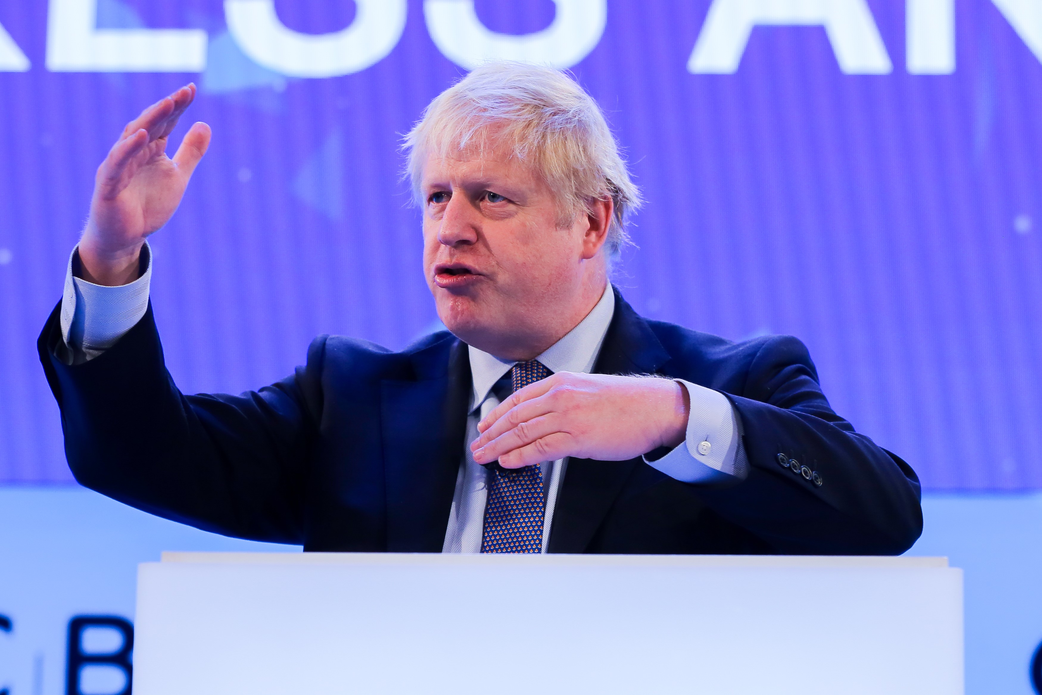 Boris Johnson szerint zúdulni fognak a beruházások az országba a brexit után