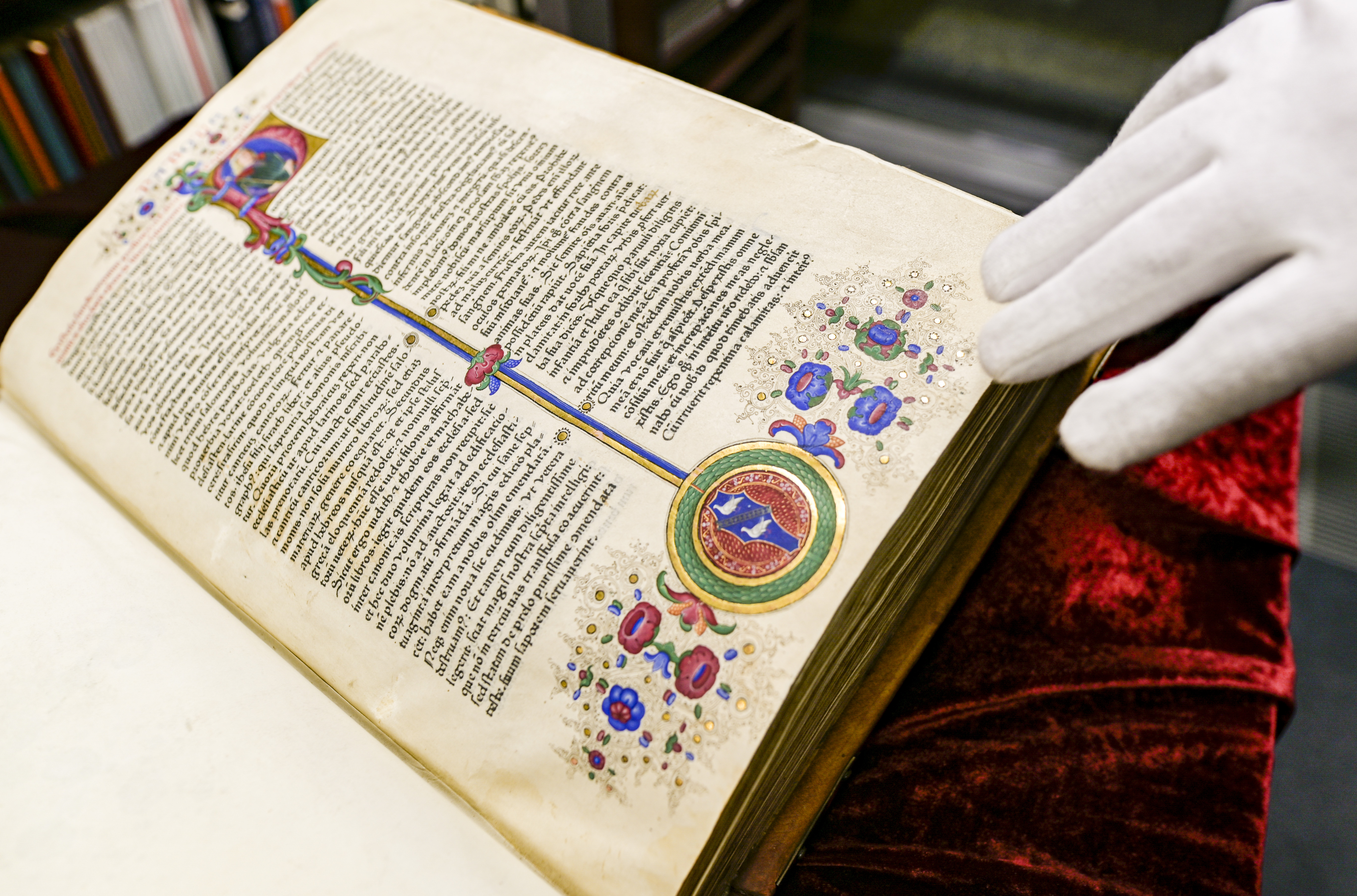 Egymillió euróért kelt el a Gutenberg nyomdájában készült biblia 