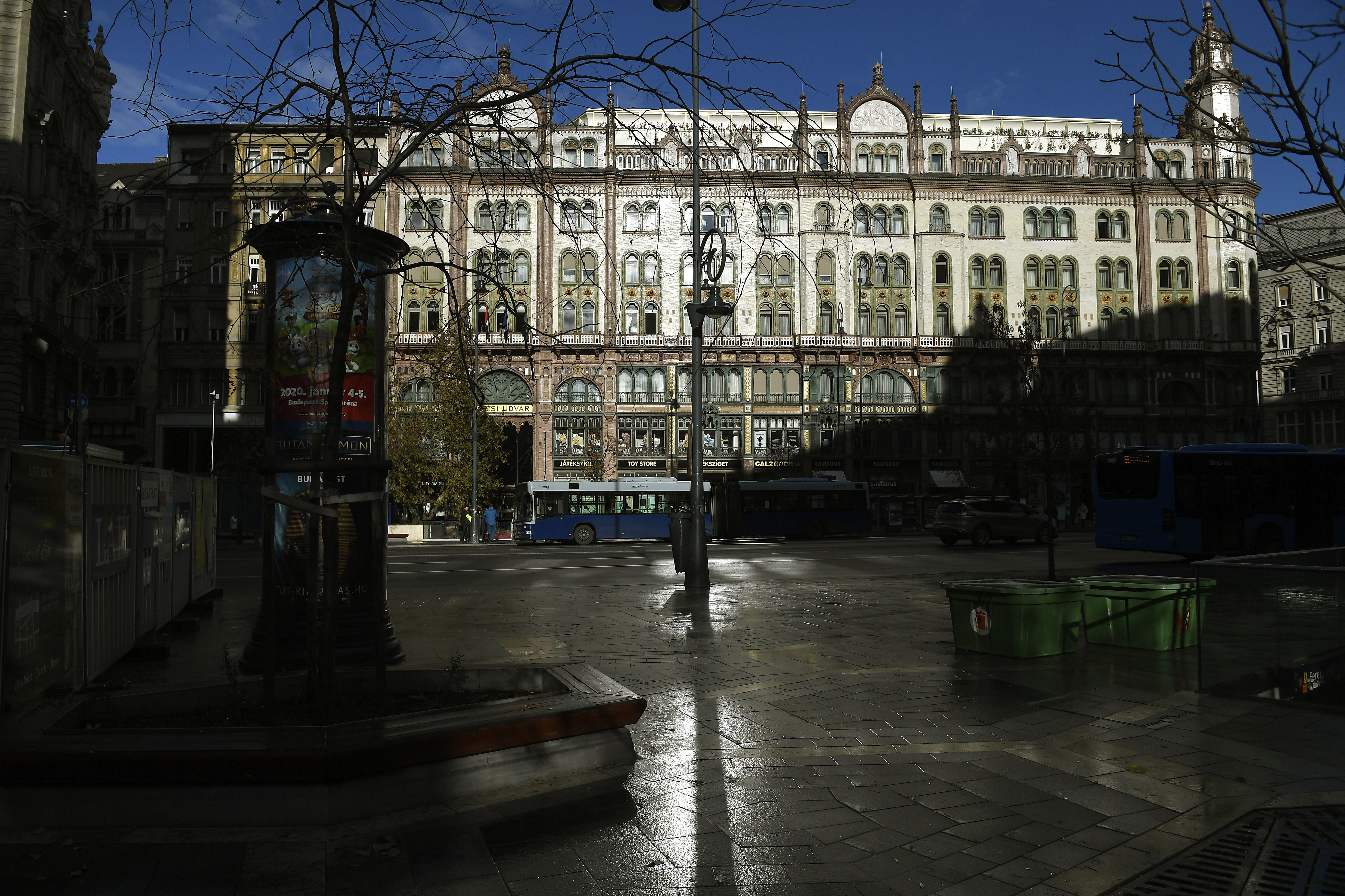 A Párisi Udvar Hotel Budapest szálloda a hivatalos megnyitó napján.