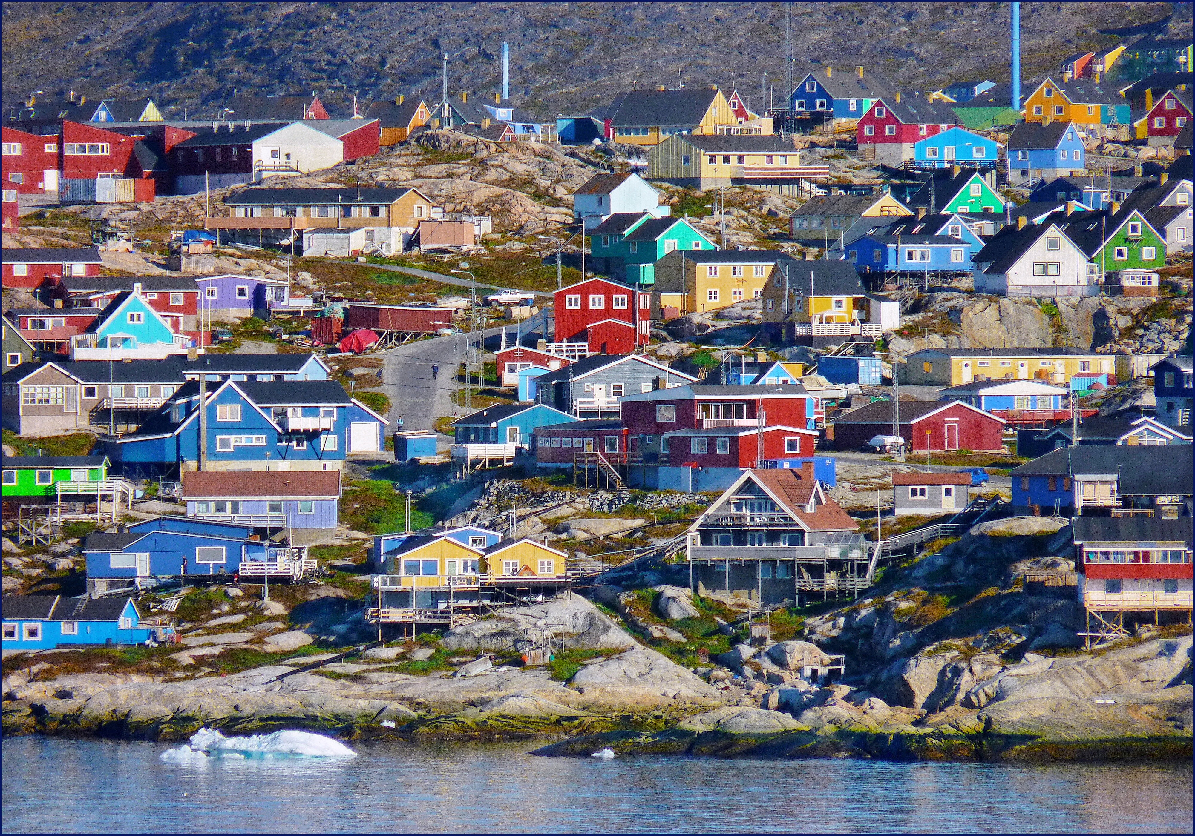 96 sarkkörkutató állítja egybehangzóan, hogy Grönland jege katasztrofális mértékben olvad