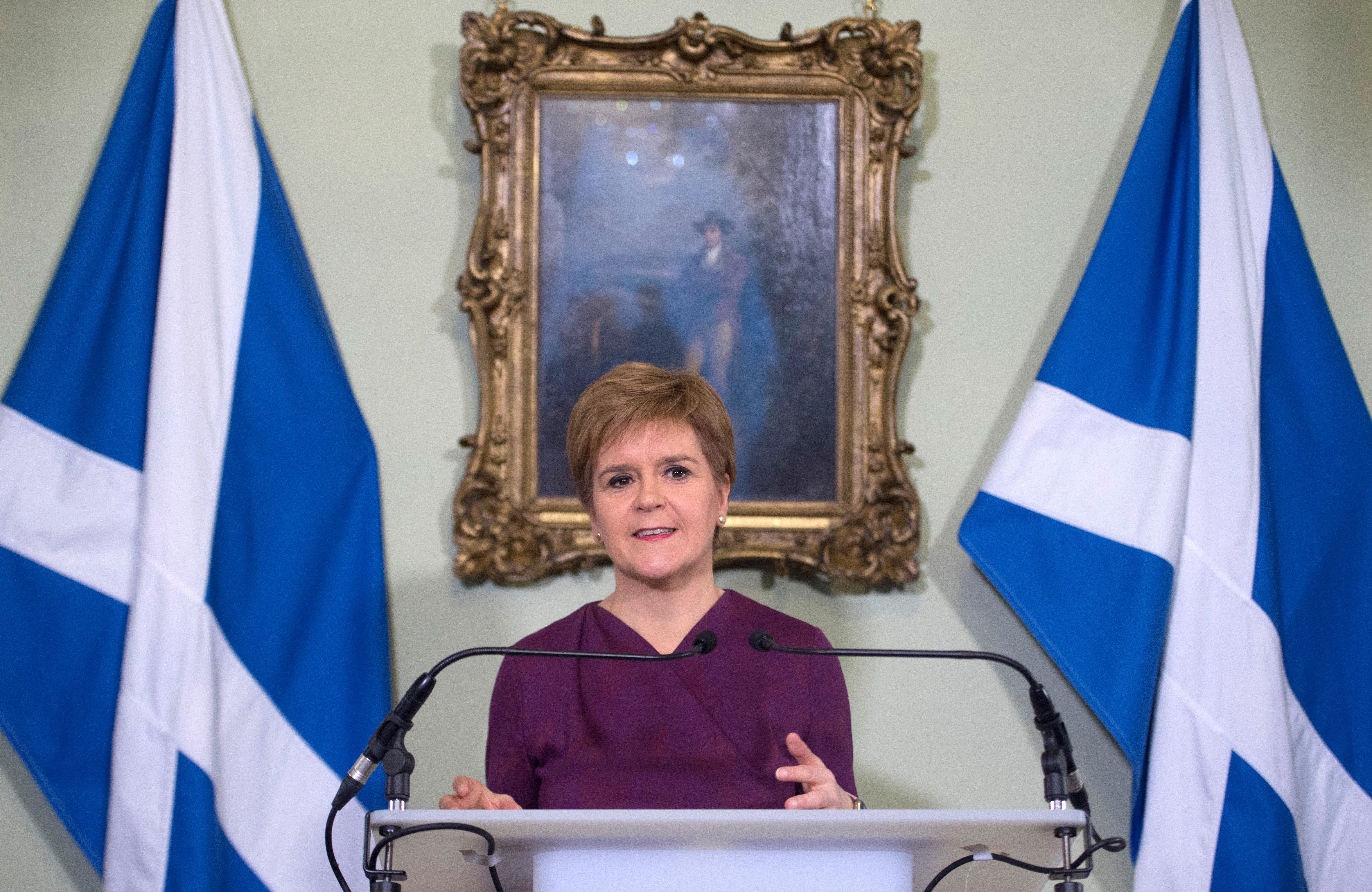 Skócia hivatalosan felszólította a brit kormányt, hogy engedélyezzék az új függetlenségi népszavazást