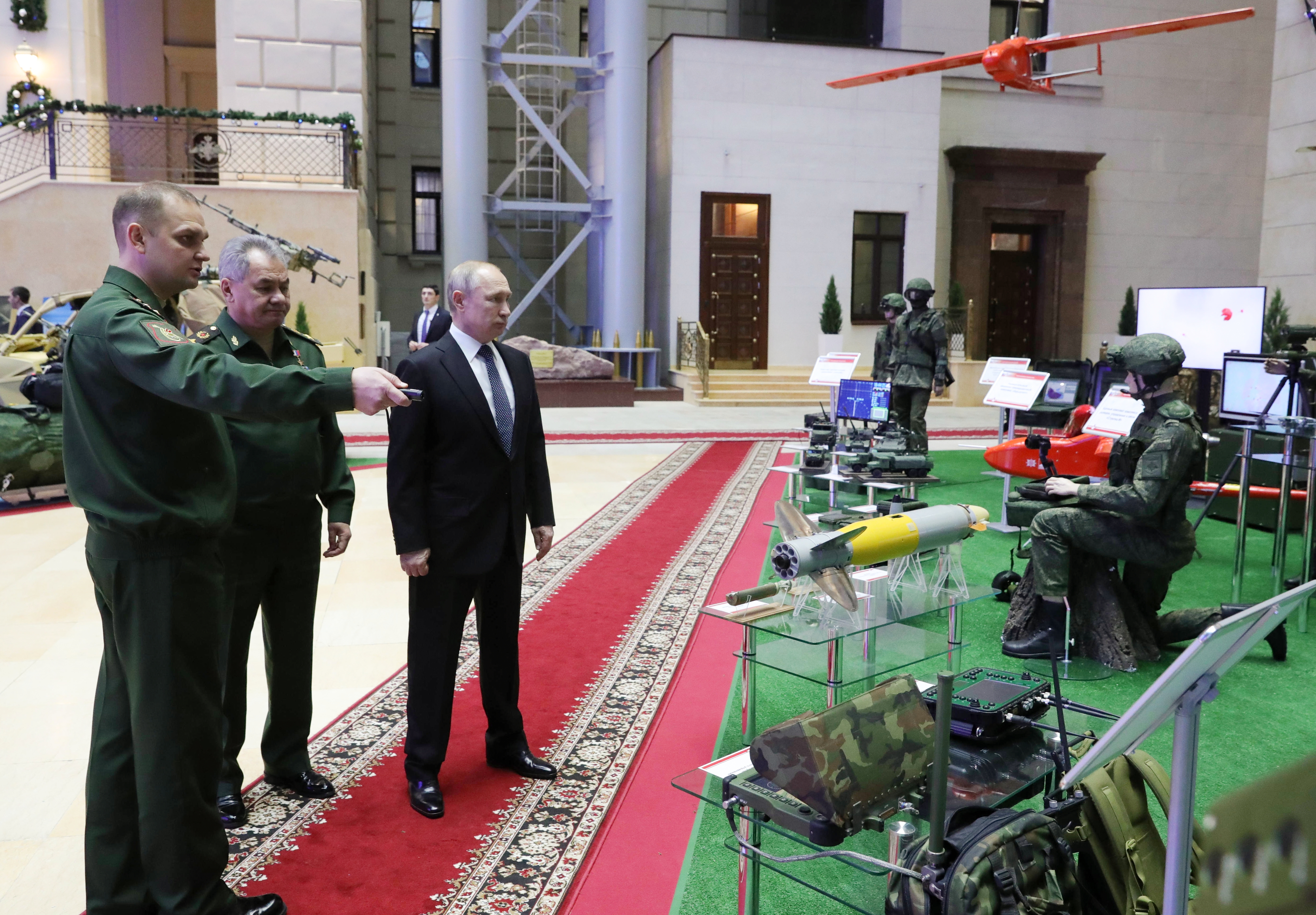 2019. december 24., Putyin elnök és védelmi minisztere karácsonyozik