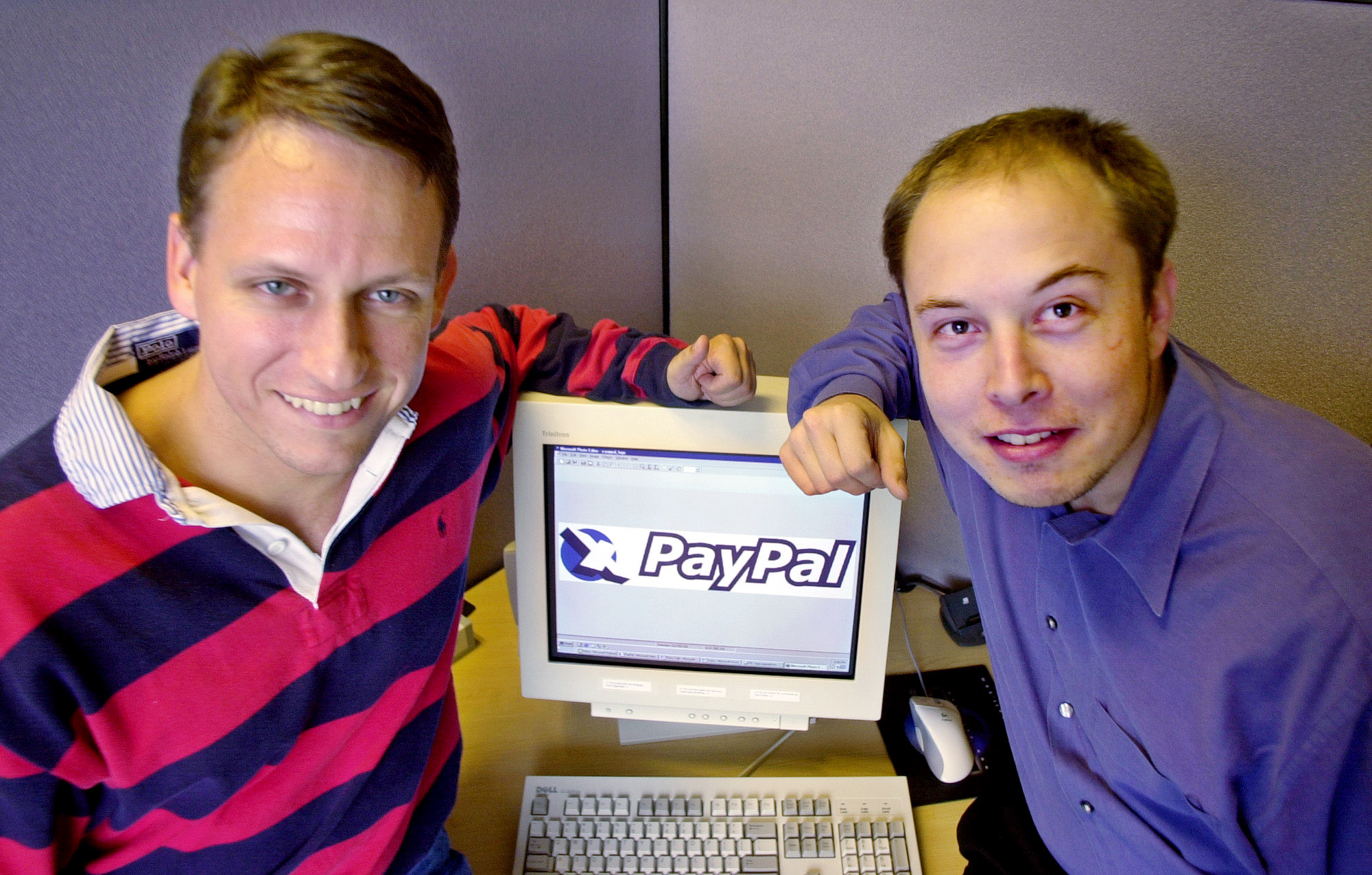 Peter Thiel és Elon Musk, a PayPal vezetői 2000-ben
