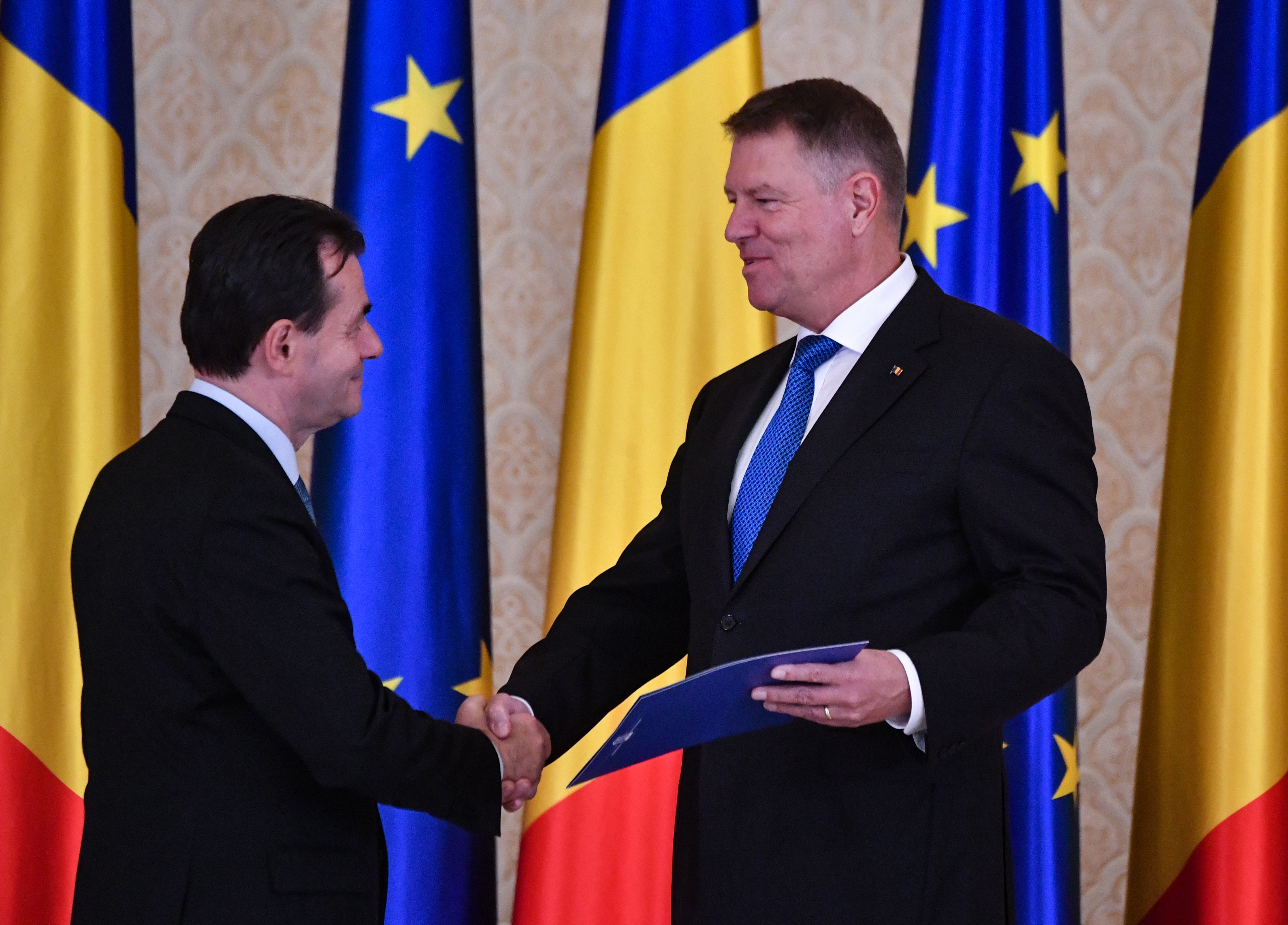 Újra Orbant bízta meg kormányalakítással a román elnök