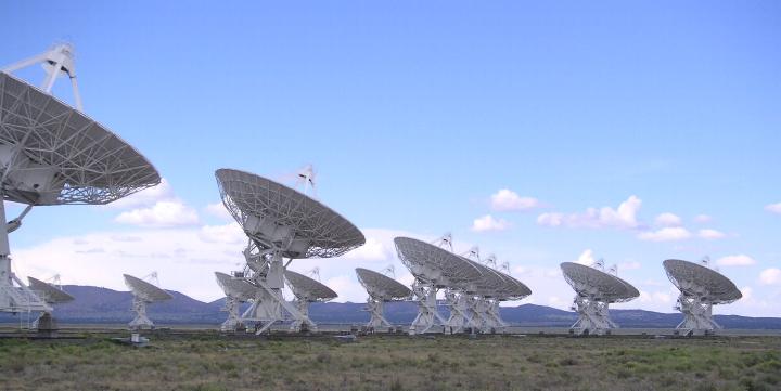 A 27 antennából álló új-mexikói Very Large Array (VLA) rádióteleszkóp részlete