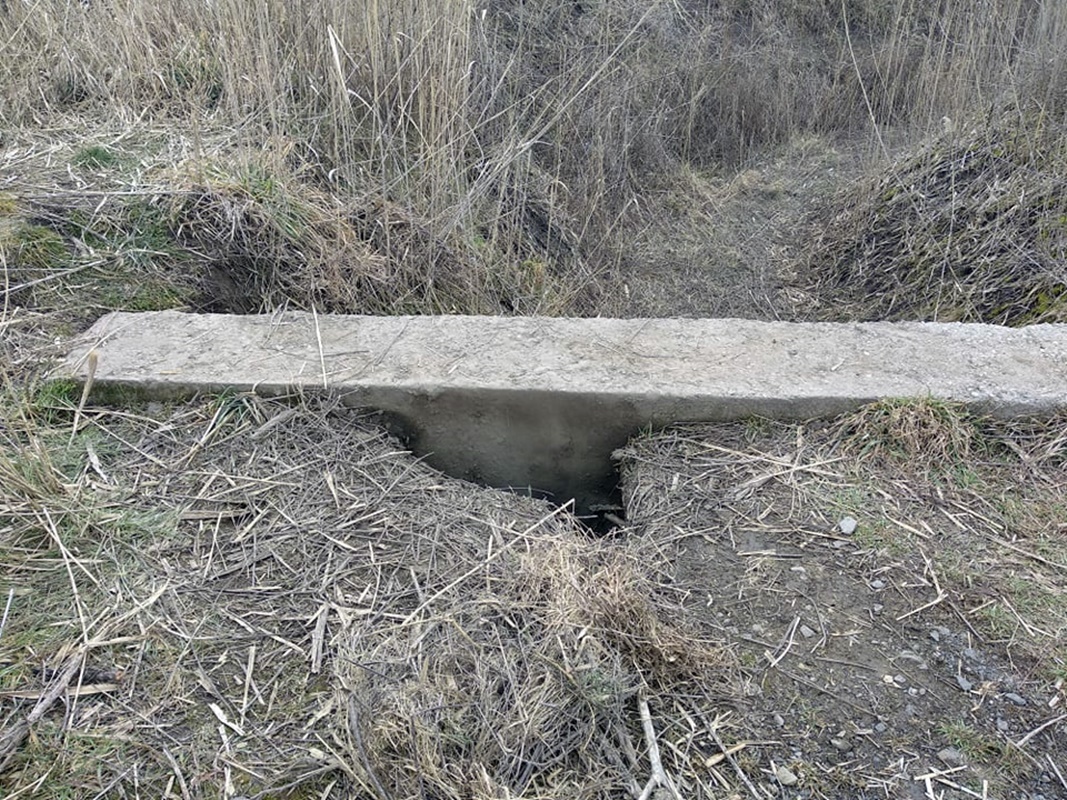 Egy betongyűrűn keresztül ástak alagutat a szerb határnál