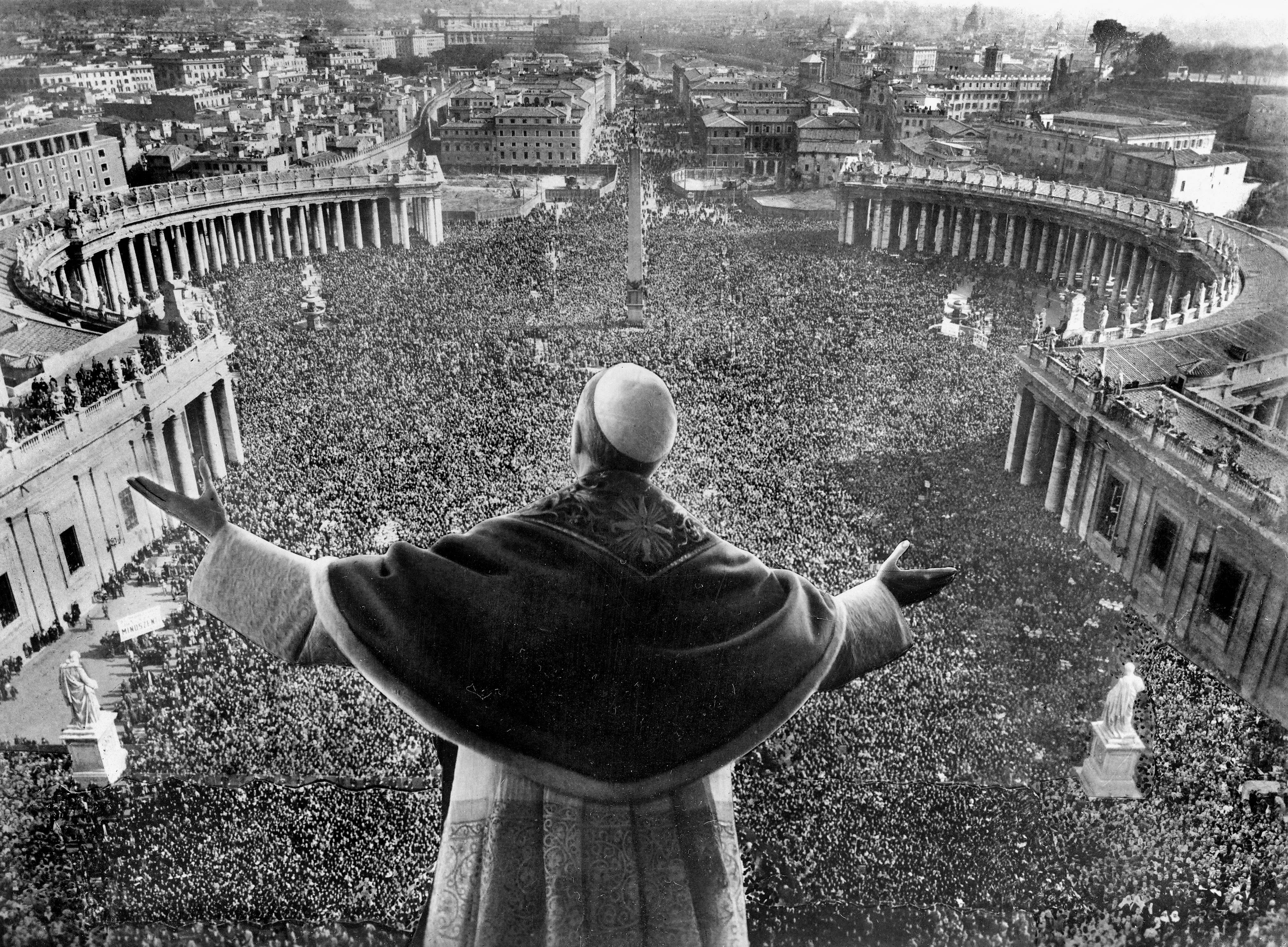 A sokak által Hitler pápájának tartott XII. Piusz pápaságáról szóló dokumentumokat tett elérhetővé a Vatikán